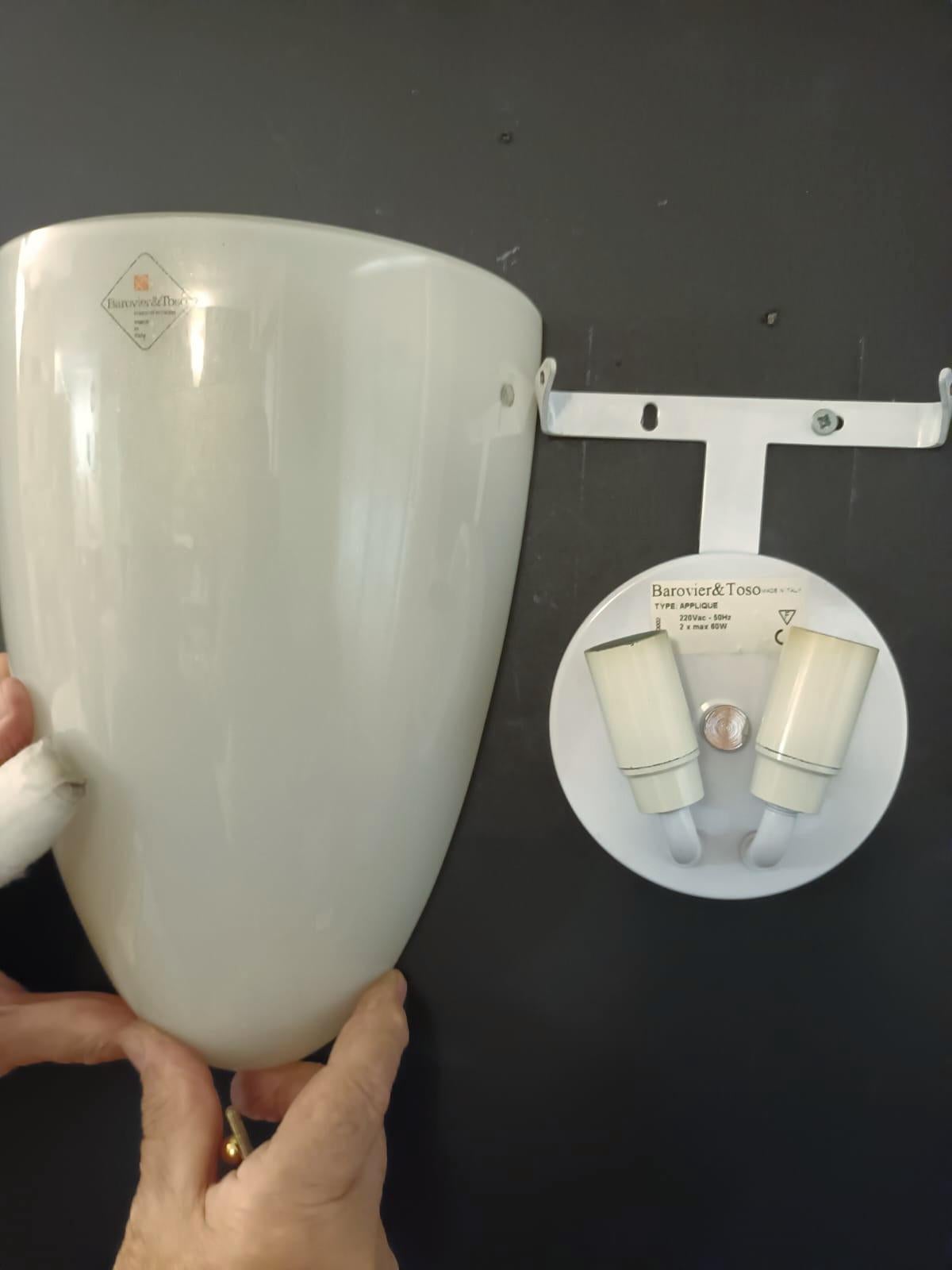 Pair of Milky White Shield Sconces by Barovier e Toso, 2 Pairs Available For Sale 3