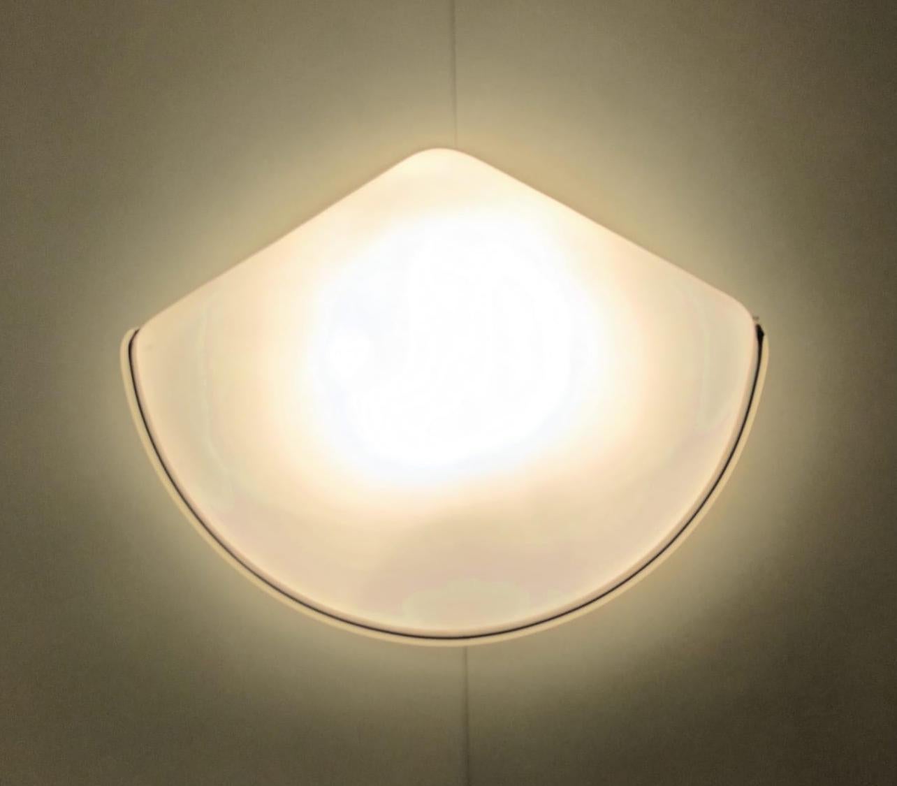 20th Century Pair of Milky White Triangular Murano Sconces For Sale