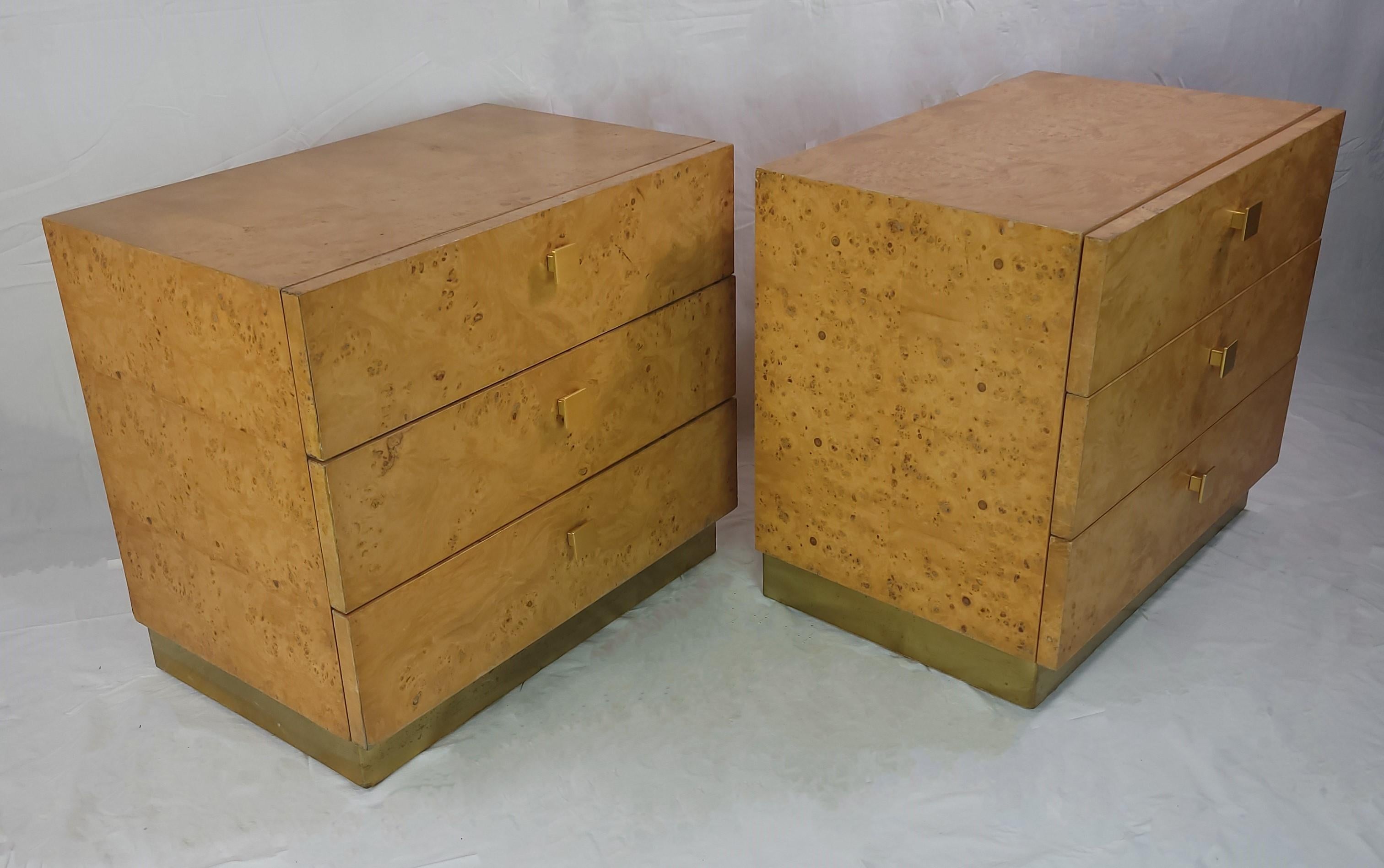 Late 20th Century Pair of Milo Baughman Book Matched Burl Wood Night Stands for Founders Furniture For Sale