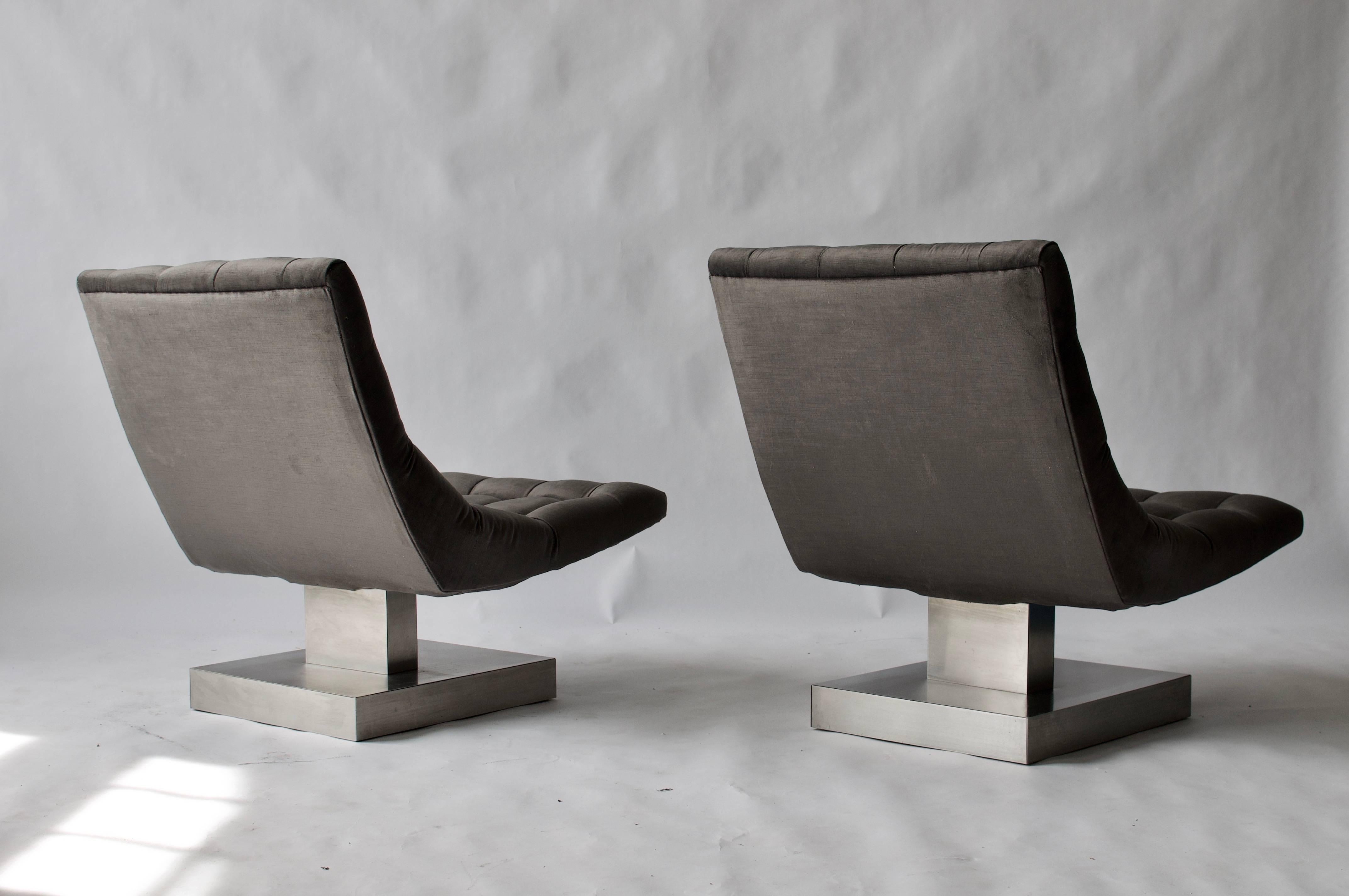 Pair of Milo Baughman Cantilevered Lounge Chairs In Good Condition In Turners Falls, MA