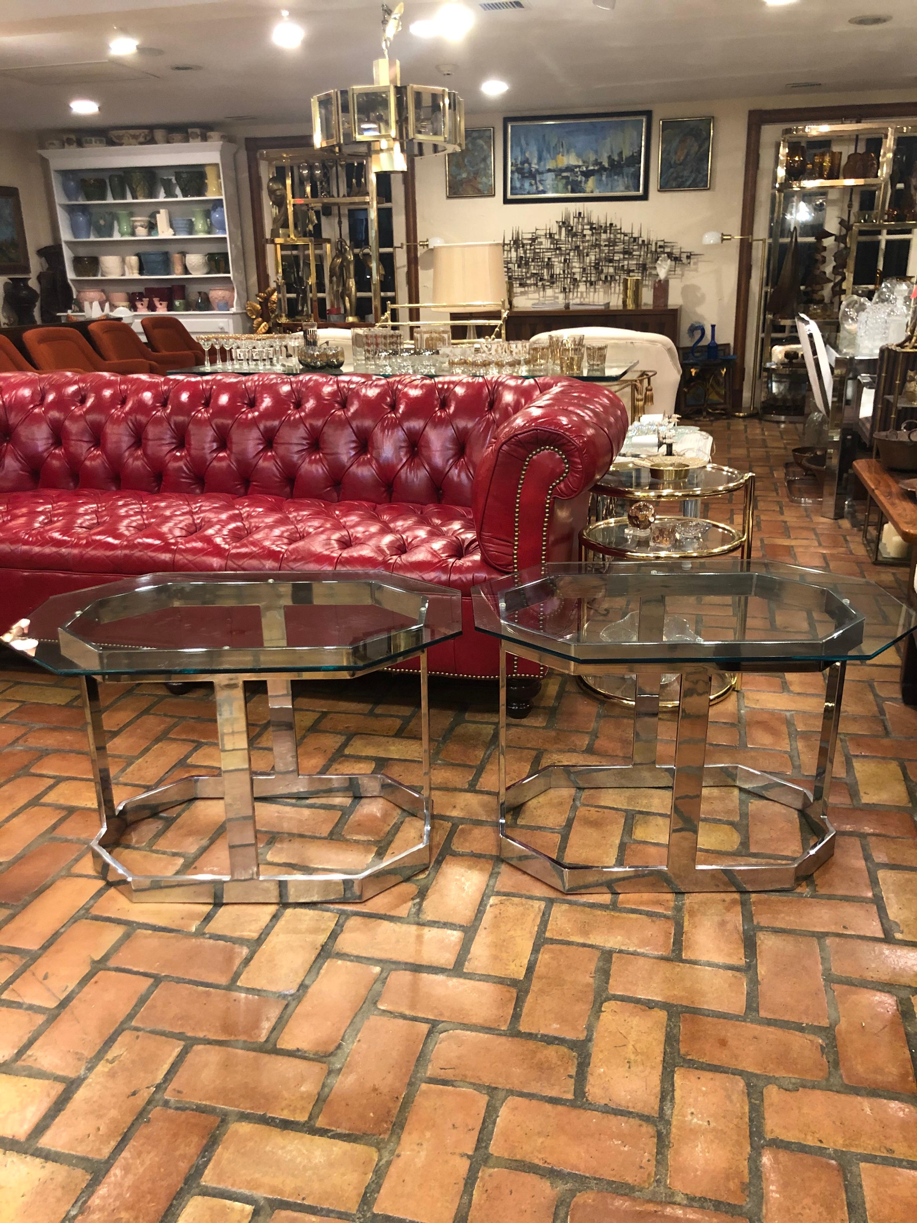 Mid-Century Modern Pair of Mid Century Chrome and Glass Side Tables 