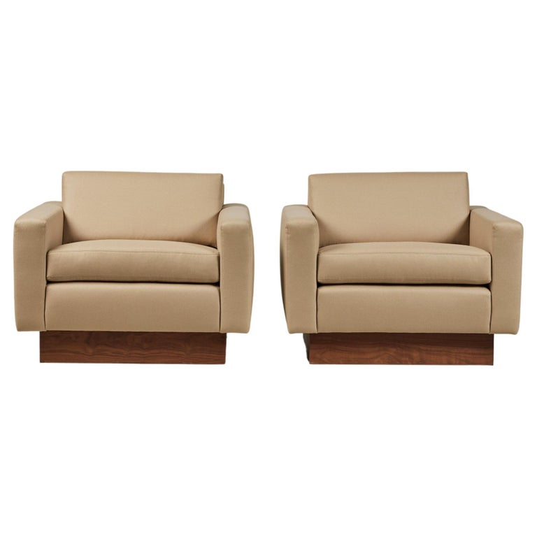 Pair of Milo Baughman Club Chairs For Sale