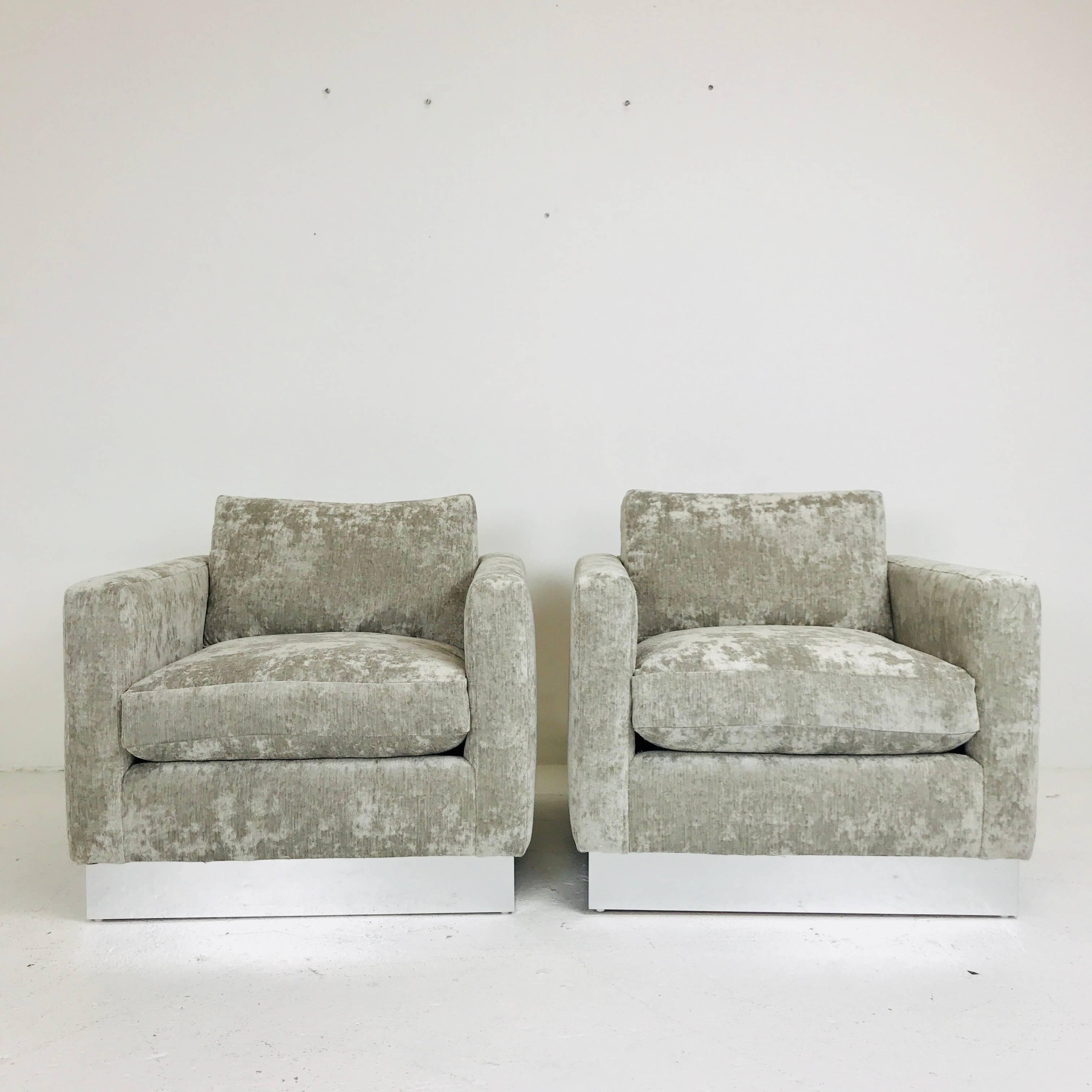 Pair of Milo Baughman Cube Chairs with Plinth Base 2