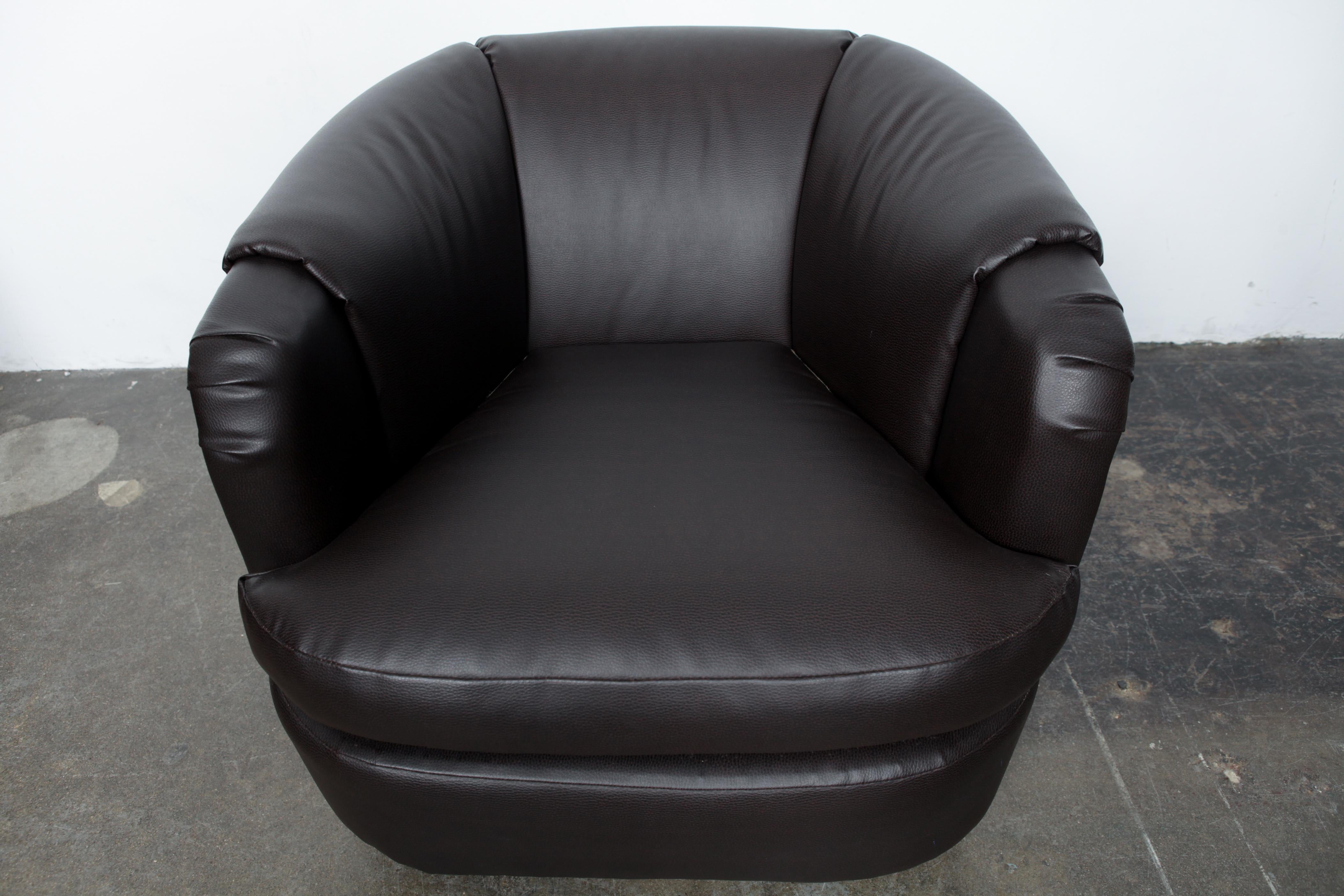 Pair of Milo Baughman Dark Brown Leather Swivel Club Chairs 1