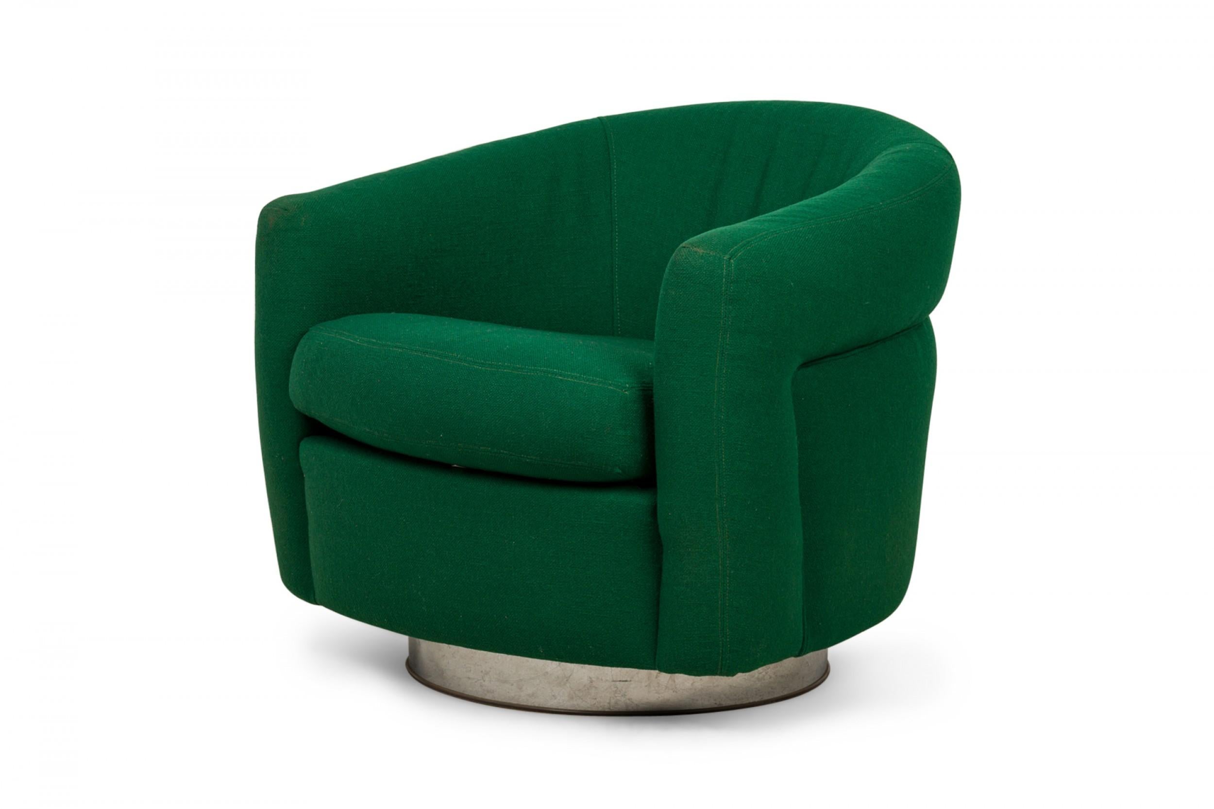 Mid-Century Modern Paire de fauteuils pivotants et inclinables Milo Baughman, vert émeraude, rembourrés en vente