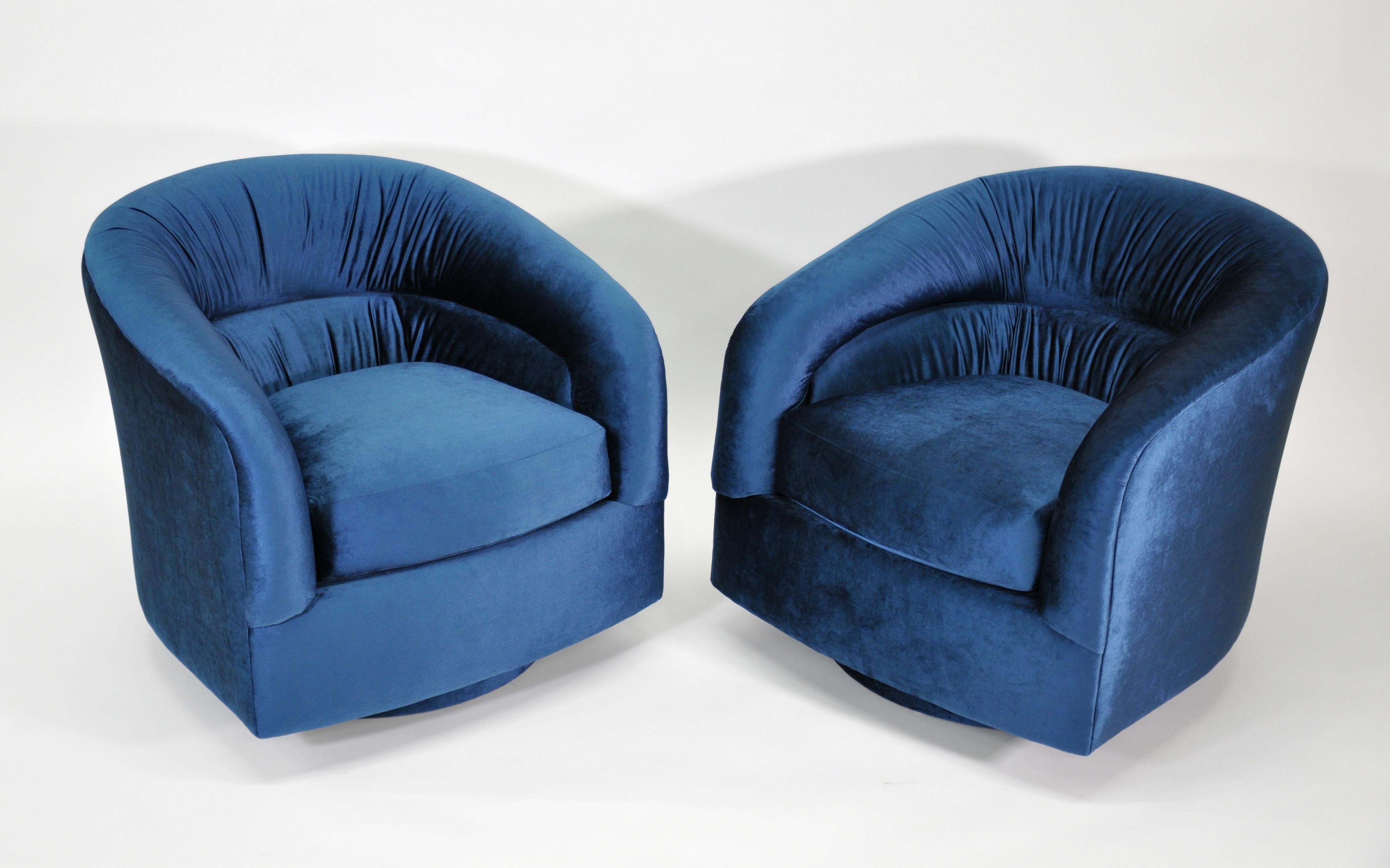 Mid-Century Modern Pair of Milo Baughman for Thayer Coggin Blue Velvet Swivel Lounge Chairs
