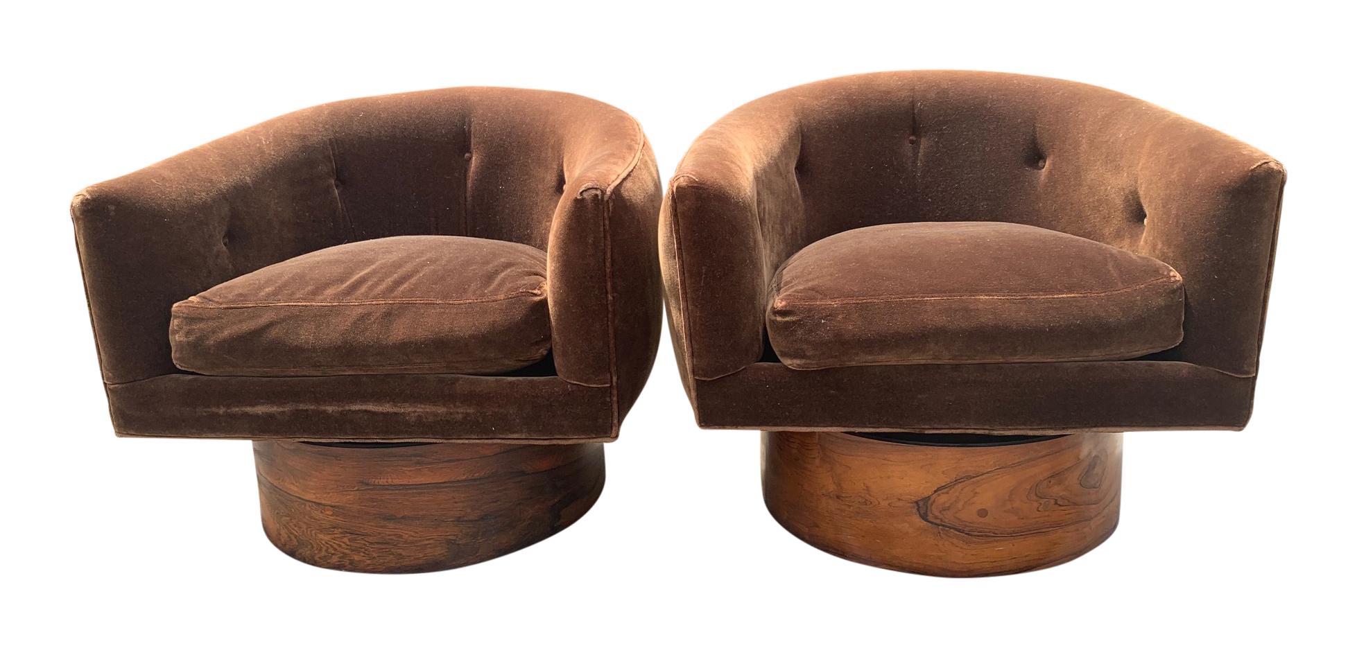 Pair of Milo Baughman for Thayer Coggin Swivel chairs, wood base, Mid-Century Modern.