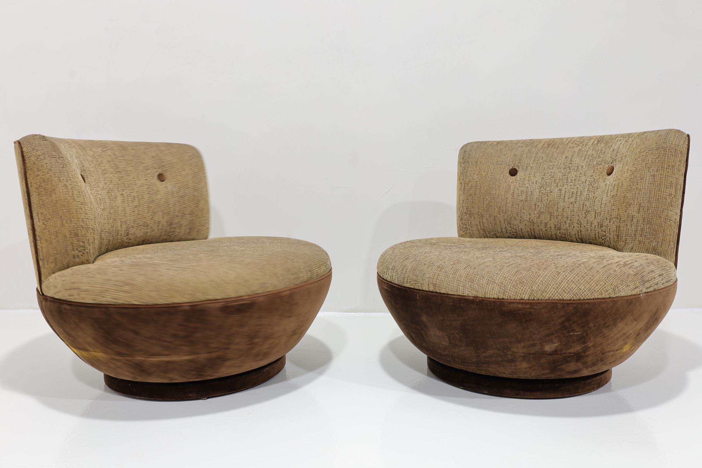 Upholstery Pair of Milo Baughman for Thayer Coggin Swivel Chairs For Sale