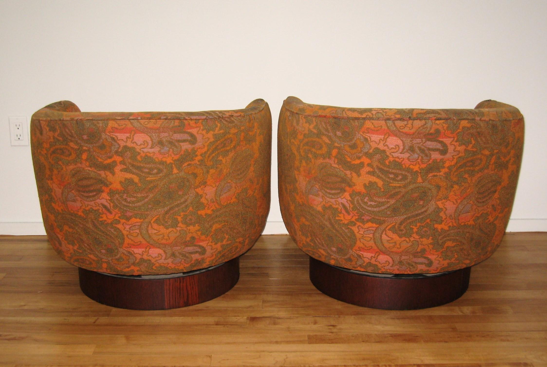 Milo Baughman for Thayer Coggin Swivel Tilt Lounge Chairs Pair of 2  In Good Condition For Sale In Wallkill, NY