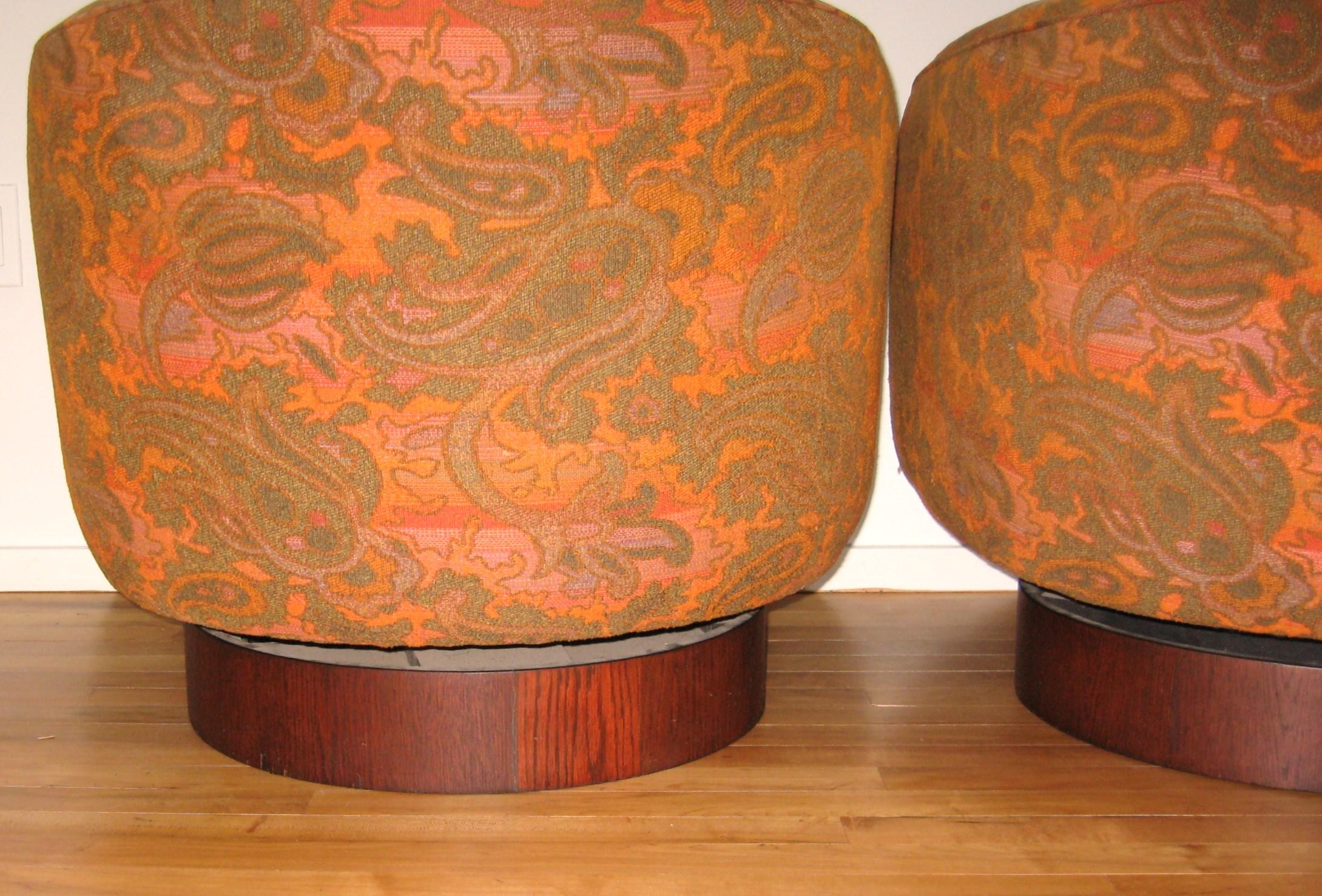 Mid-20th Century Milo Baughman for Thayer Coggin Swivel Tilt Lounge Chairs Pair of 2  For Sale