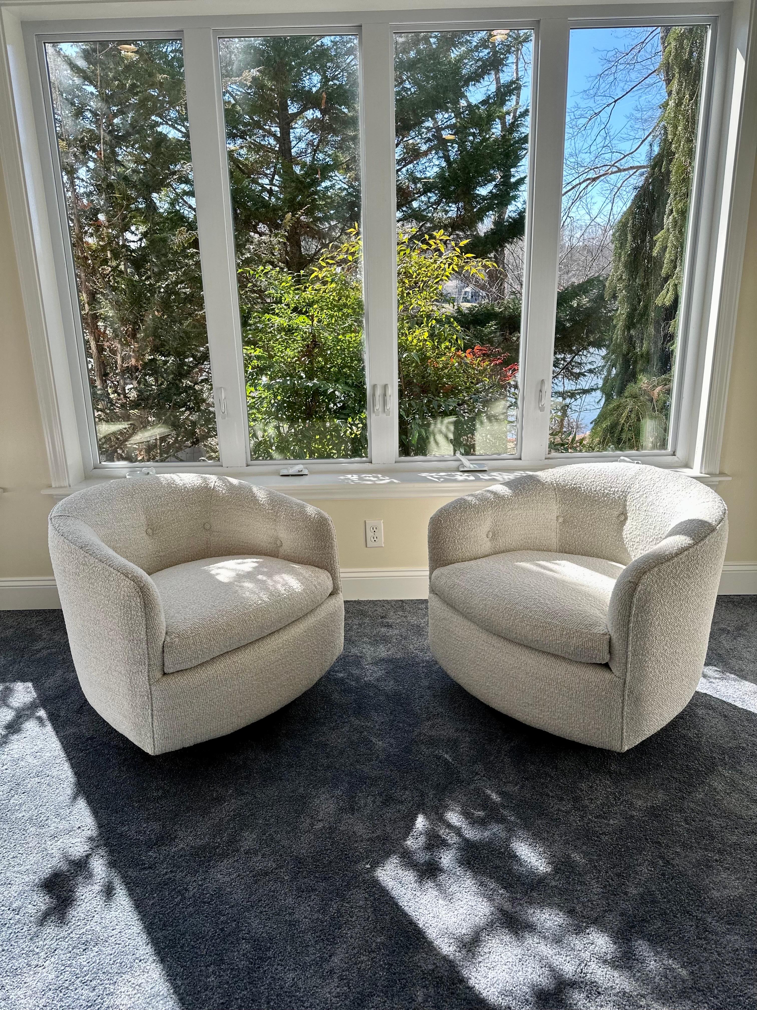 Pair of Milo Baughman for Thayer Coggin Roxy Tilt and Swivel Lounge Chairs 3