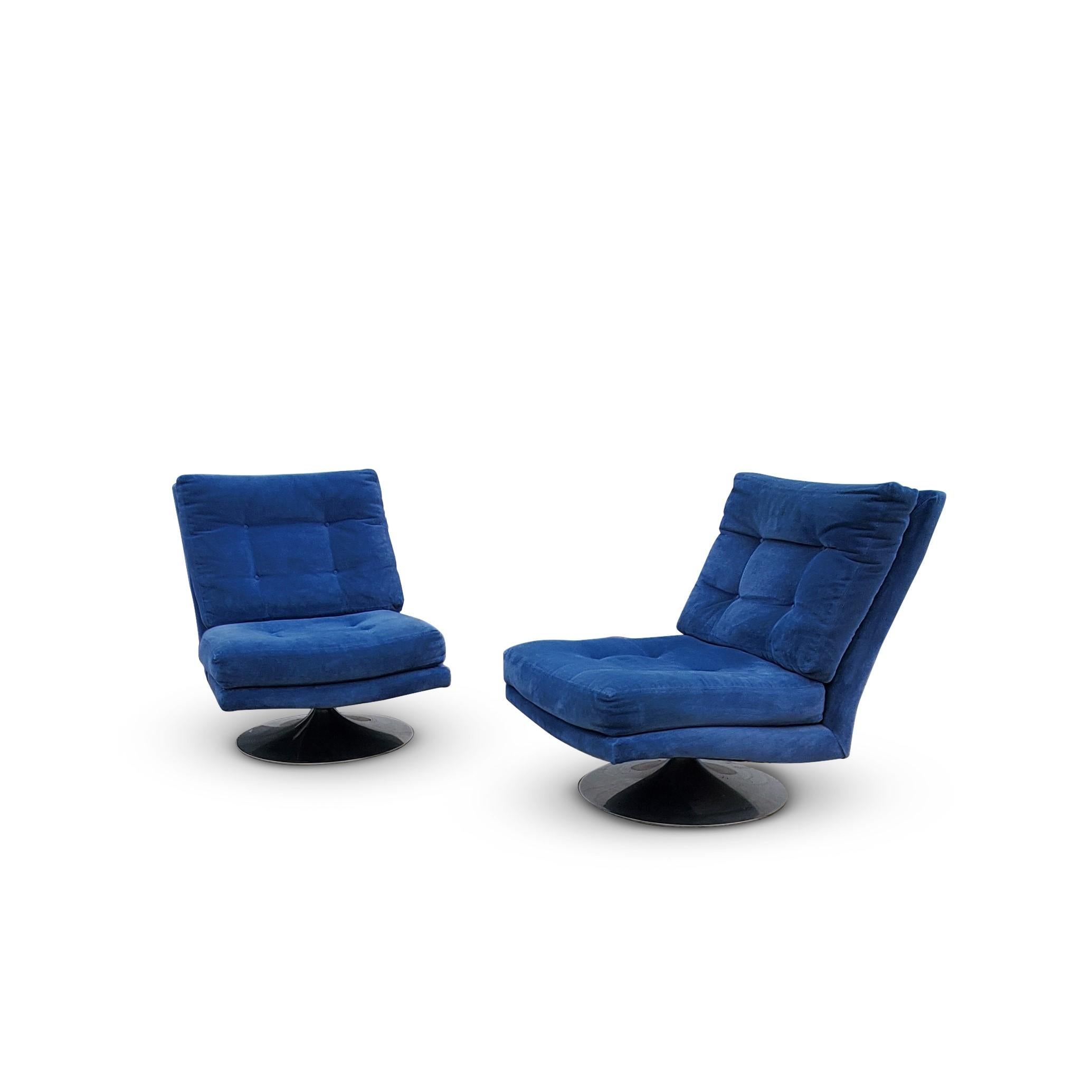 Pair of Milo Baughman for Thayer Coggin Tilt/Swivel Lounge Chairs 1
