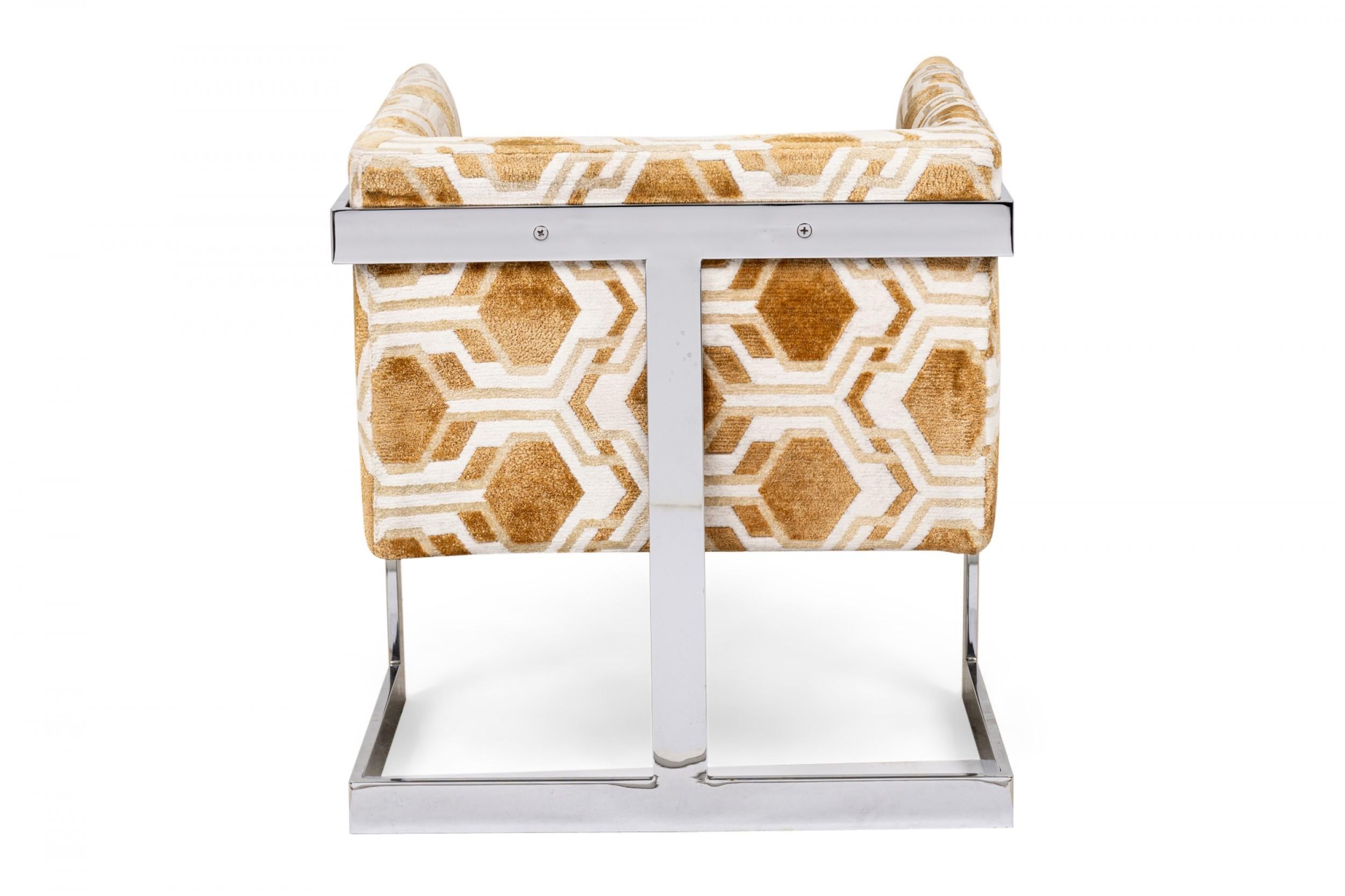 20th Century Pair of Milo Baughman Geometric Gold and White Cube Form Lounge / Armchairs For Sale