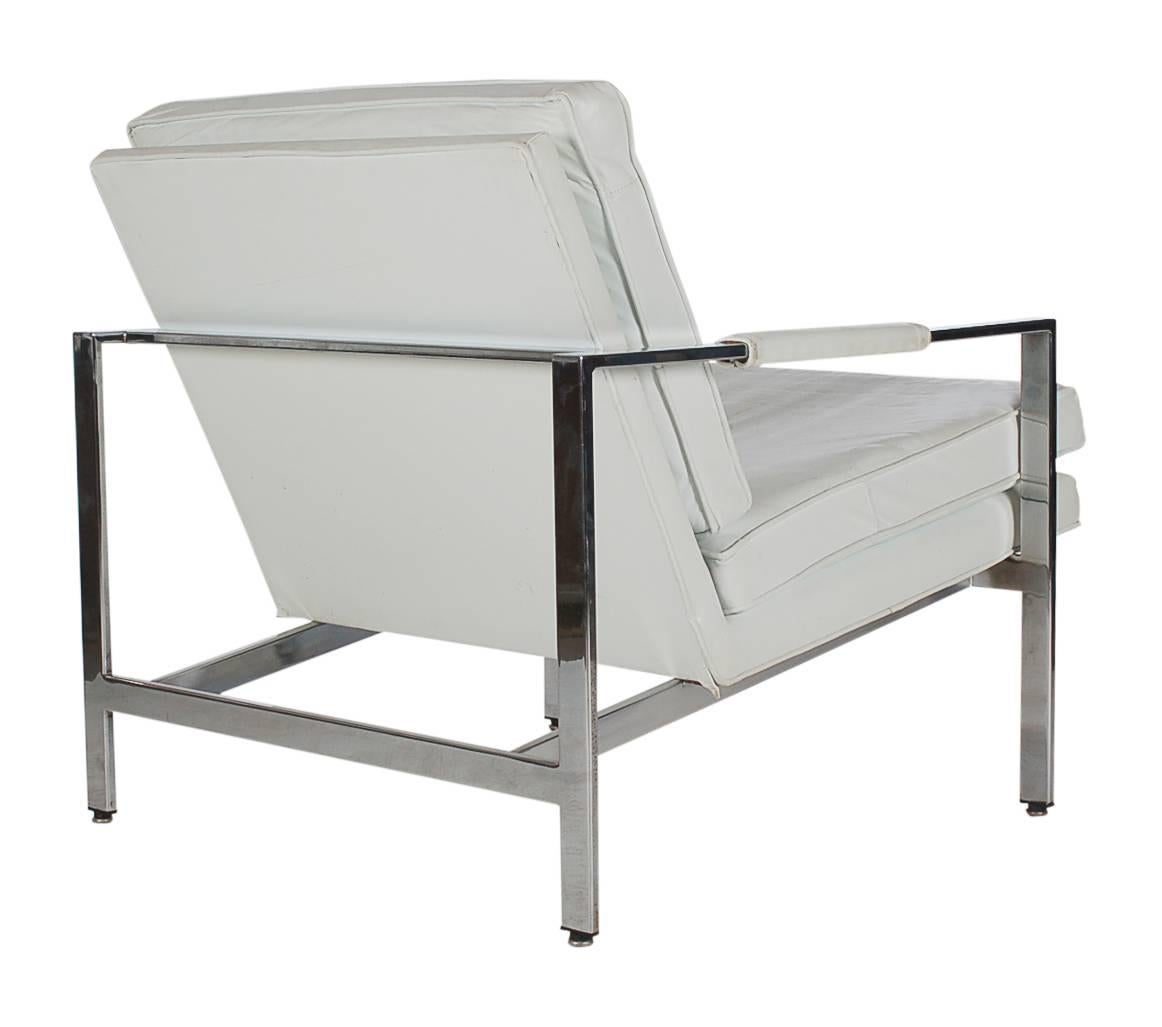 Steel Pair of Milo Baughman Mid-Century Modern Lounge Chairs in White and Chrome
