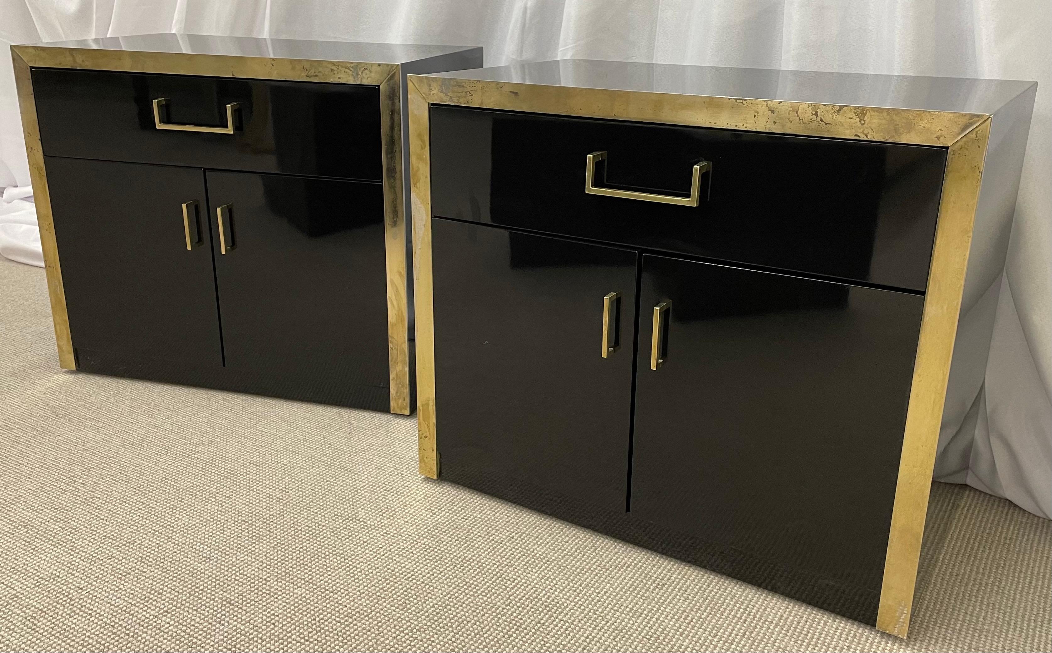 Brass Pair of Milo Baughman Mid-Century Modern Nightstands or End Tables