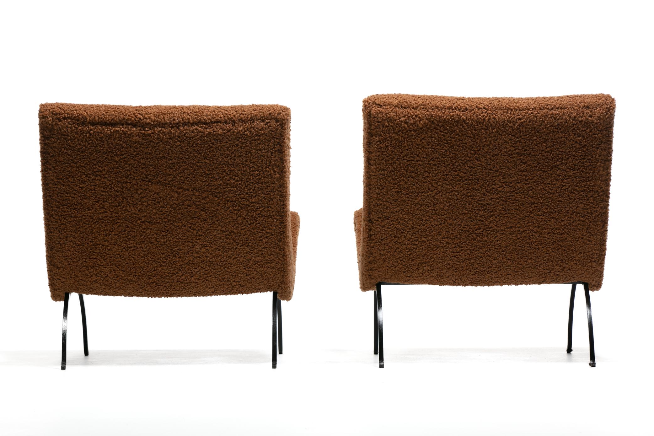 Pair of Milo Baughman Scoop Chairs in Cocoa Bouclé with Iron Legs c. 1950s In Good Condition For Sale In Saint Louis, MO