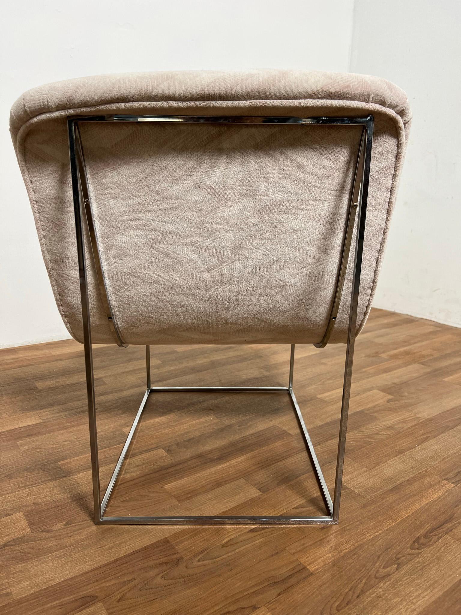 Milo Baughman: Sessel ohne Armlehne in Rundhalsausschnitt, ca. 1970er Jahre, Paar (Polster)