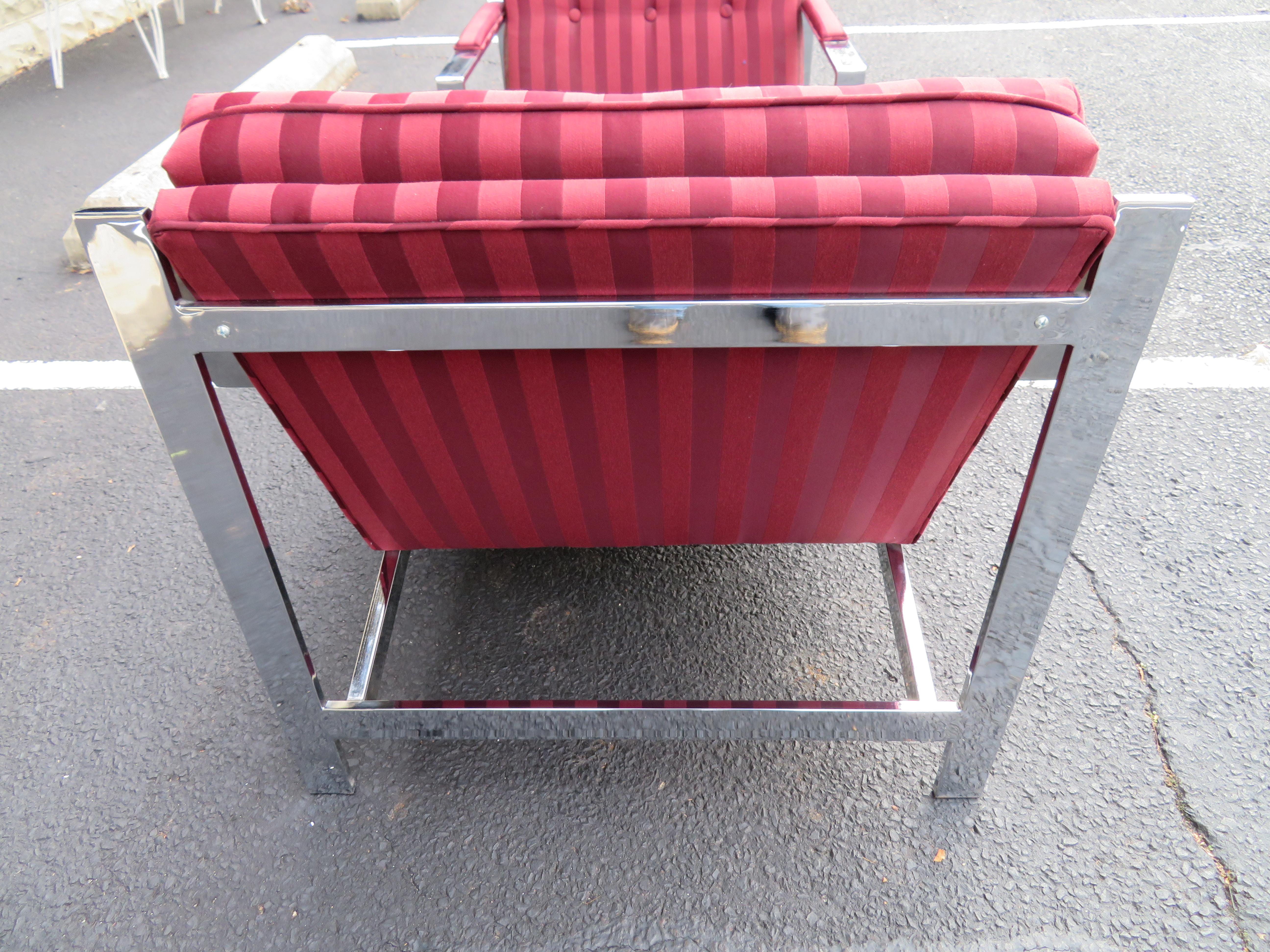 Mid-Century Modern Paire de fauteuils de bar plats chromés de style Milo Baughman, mi-siècle moderne en vente