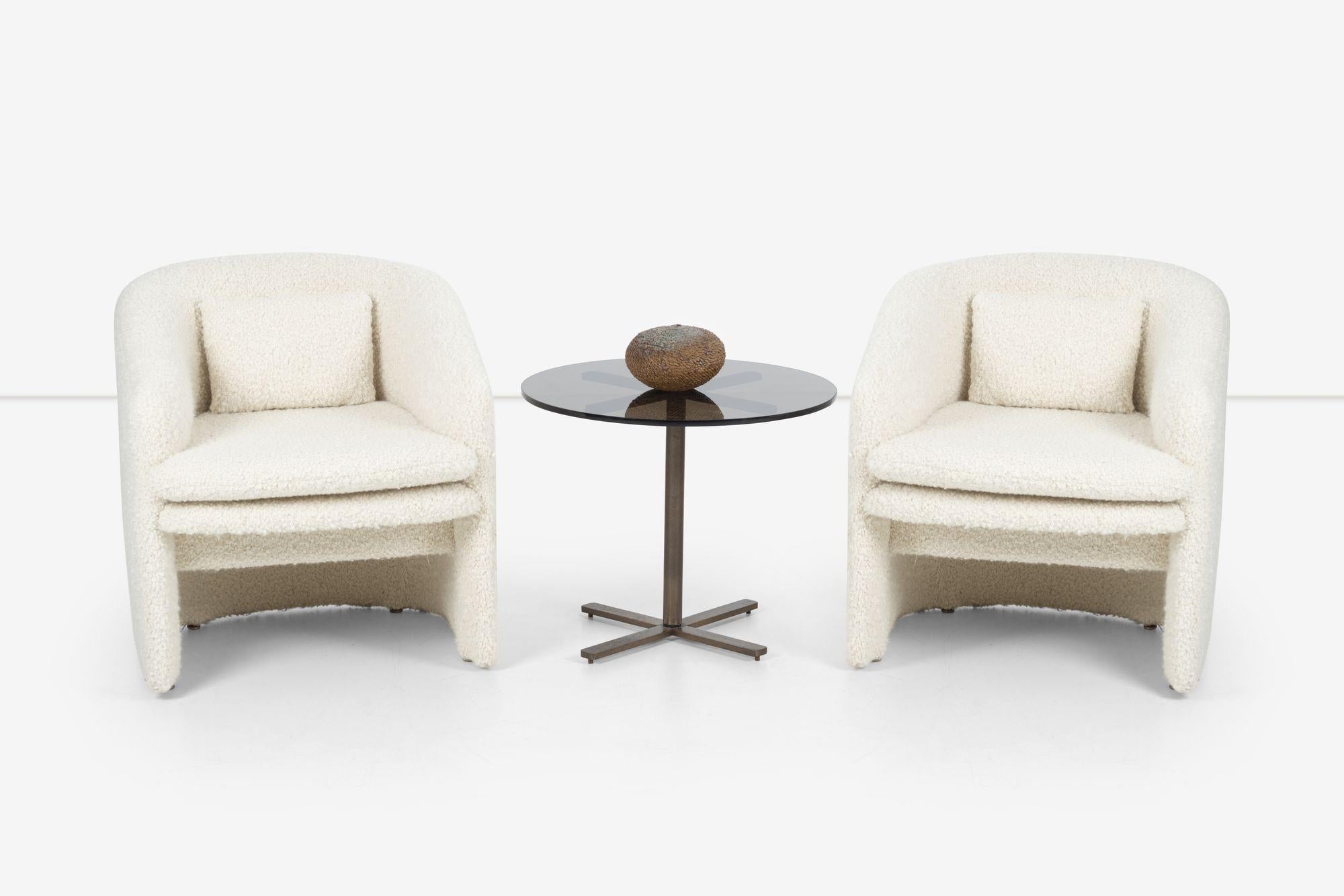 Paar Milo Baughman Style Lounge Chairs, neu gepolstert in Alpaka.
Hergestellt in Italien
Abmessungen:
29
