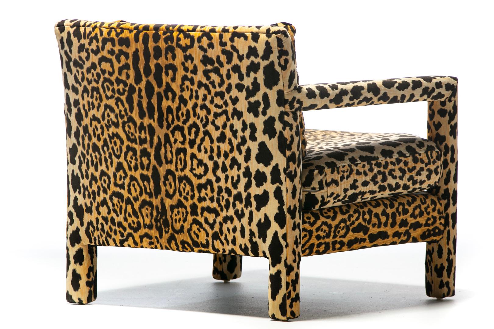 Pair of Milo Baughman Style Mid Century Parsons Chairs in Leopard Velvet c. 1970 For Sale 4