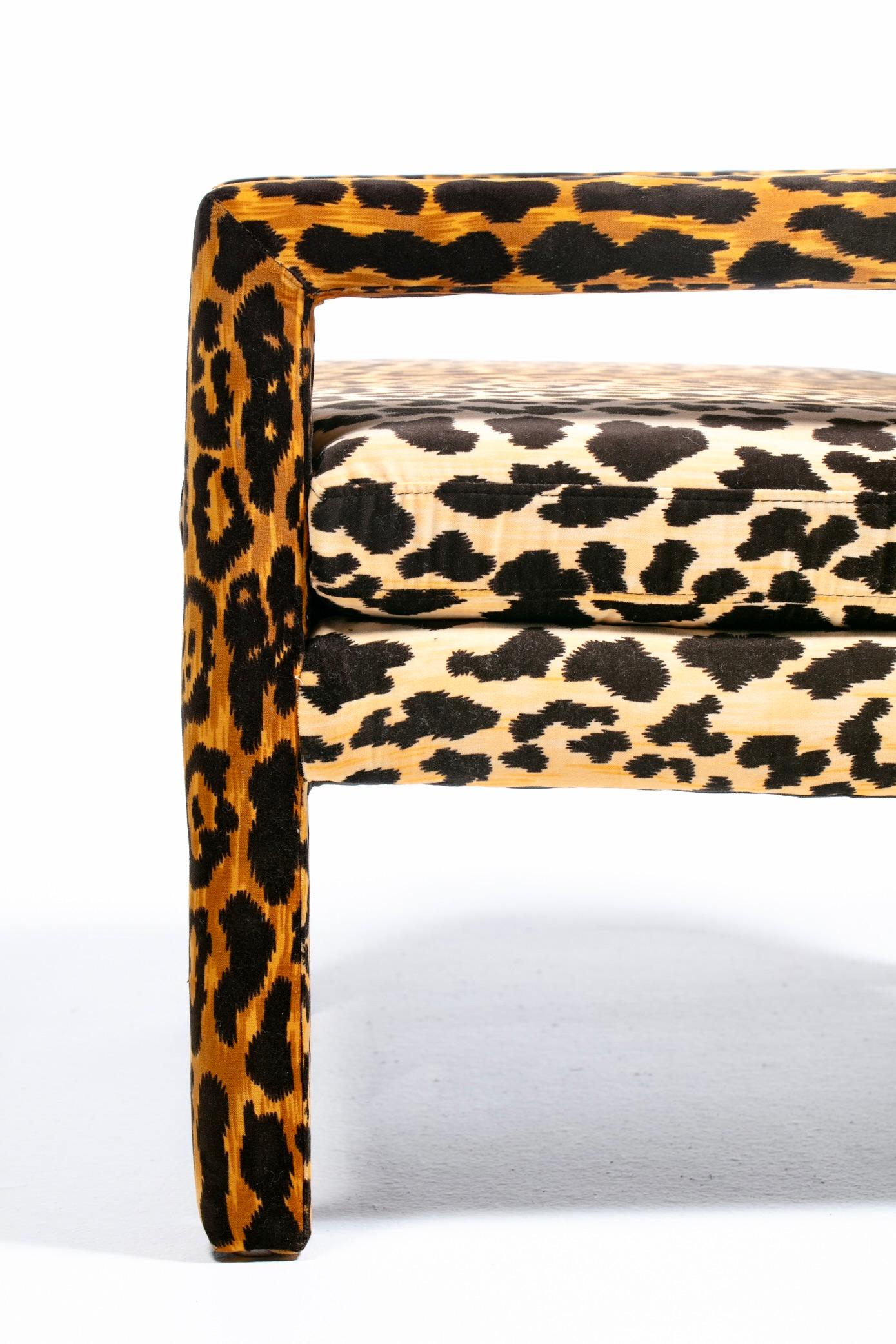 Coppia di sedie Parsons in velluto leopardato del 1970, in stile Milo Baughman. in vendita 11