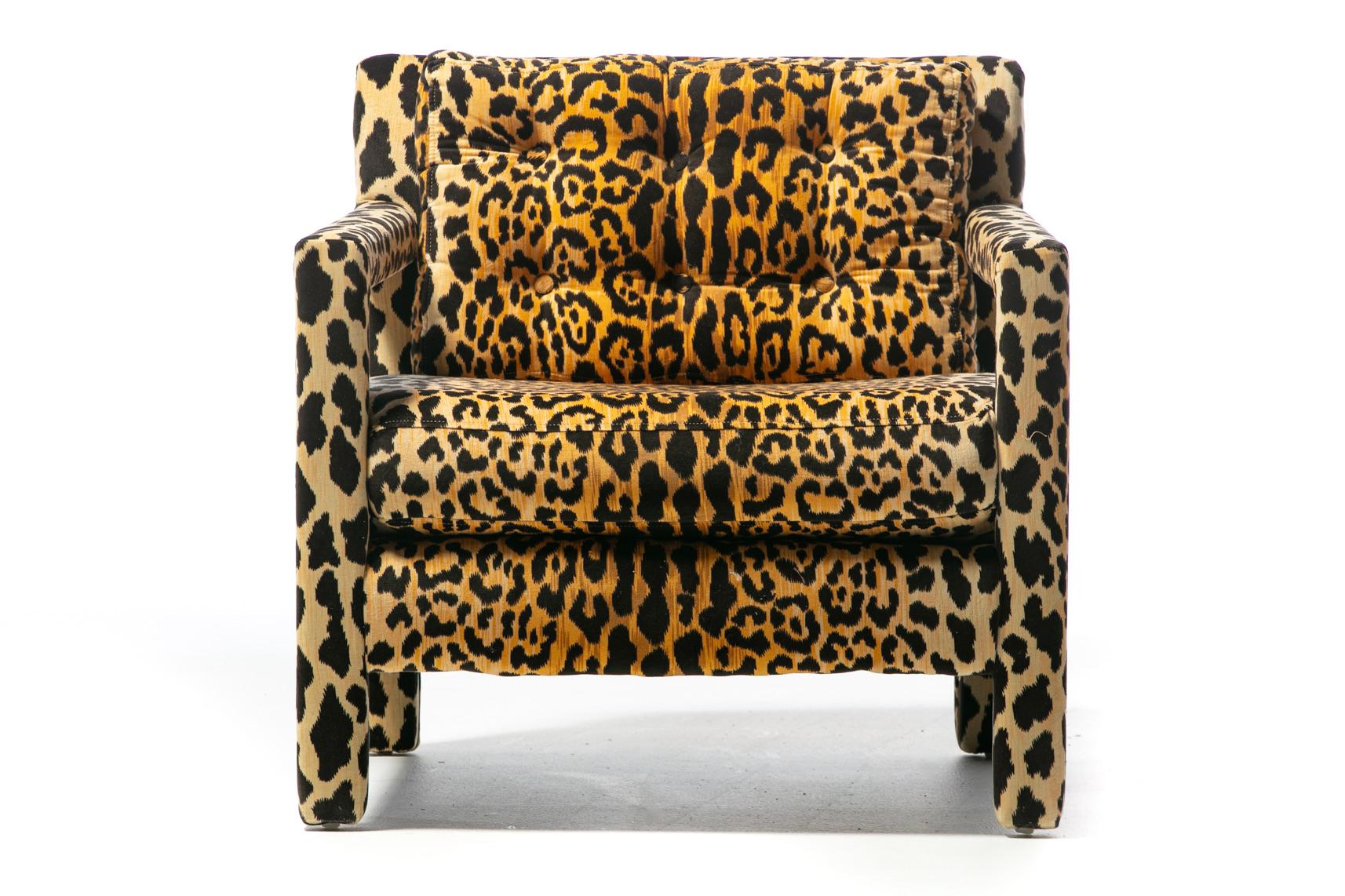 Pair of Milo Baughman Style Mid Century Parsons Chairs in Leopard Velvet c. 1970 For Sale 1