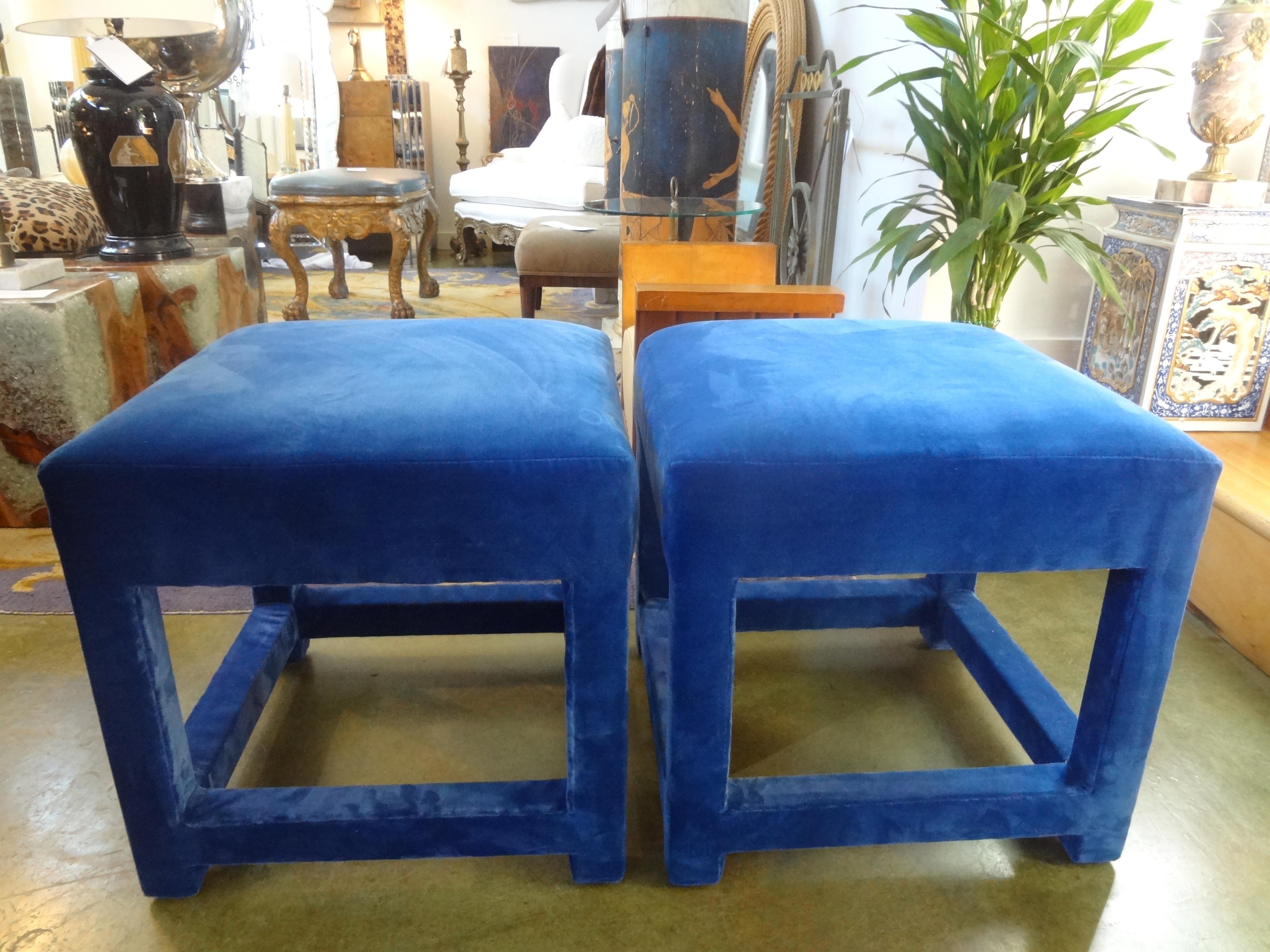 Great pair of Milo Baughman Parsons style ottomans or benches. These beautiful Mid-Century Modern Parsons stools are square and a great size: 18.5