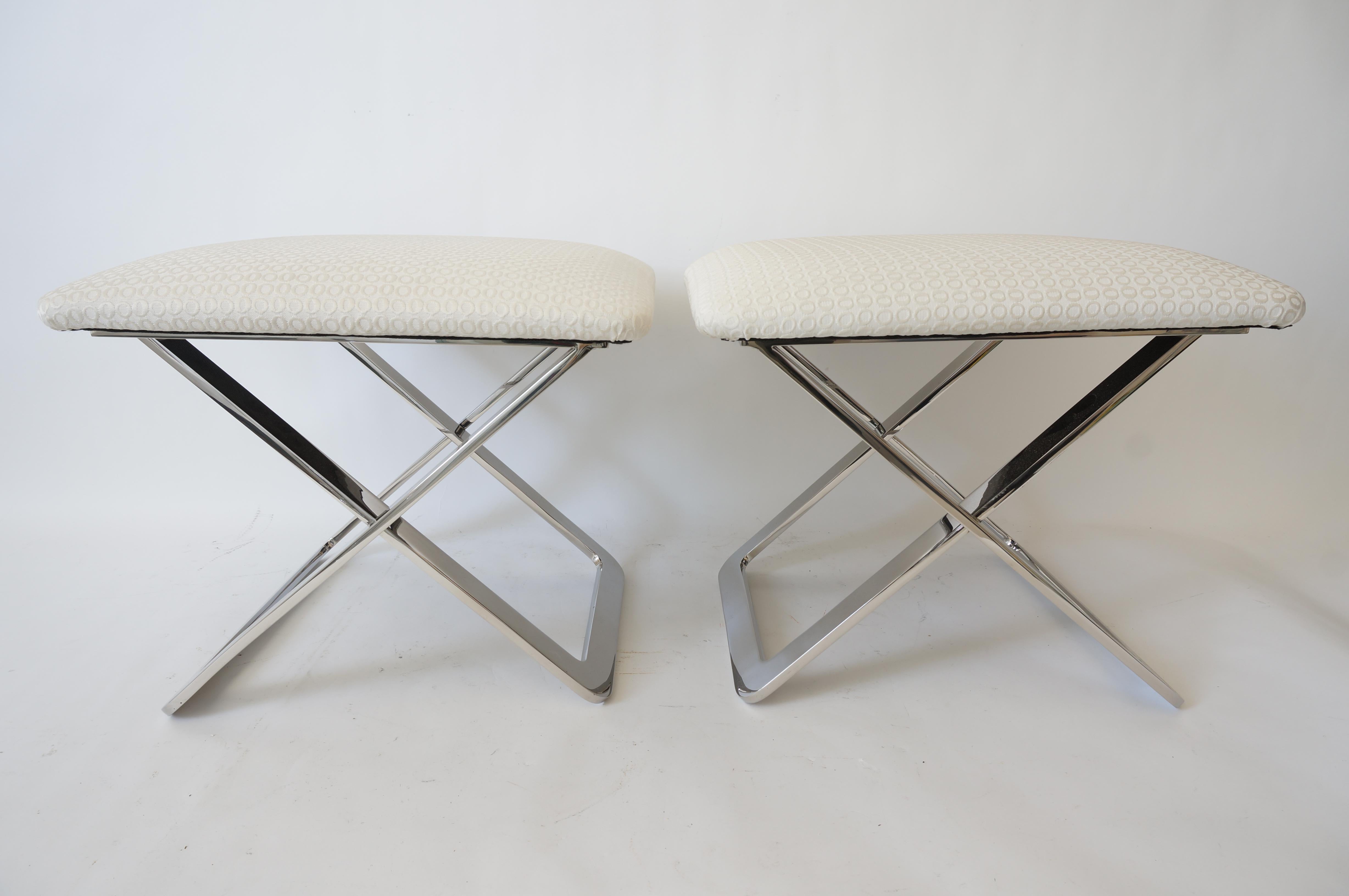 Pair of Milo Baughman Style Polished Steel Stools In Good Condition For Sale In West Palm Beach, FL
