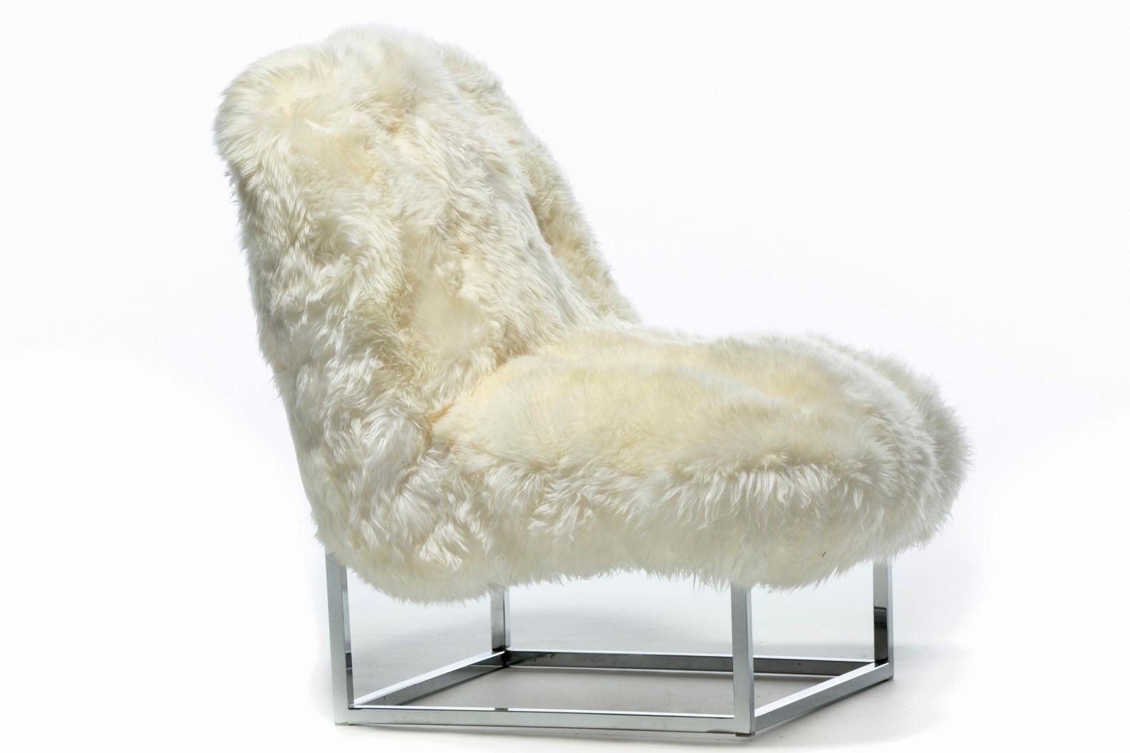Pair of Milo Baughman Style Sheepskin & Chrome Slipper Chairs c. 1970s In Good Condition For Sale In Saint Louis, MO