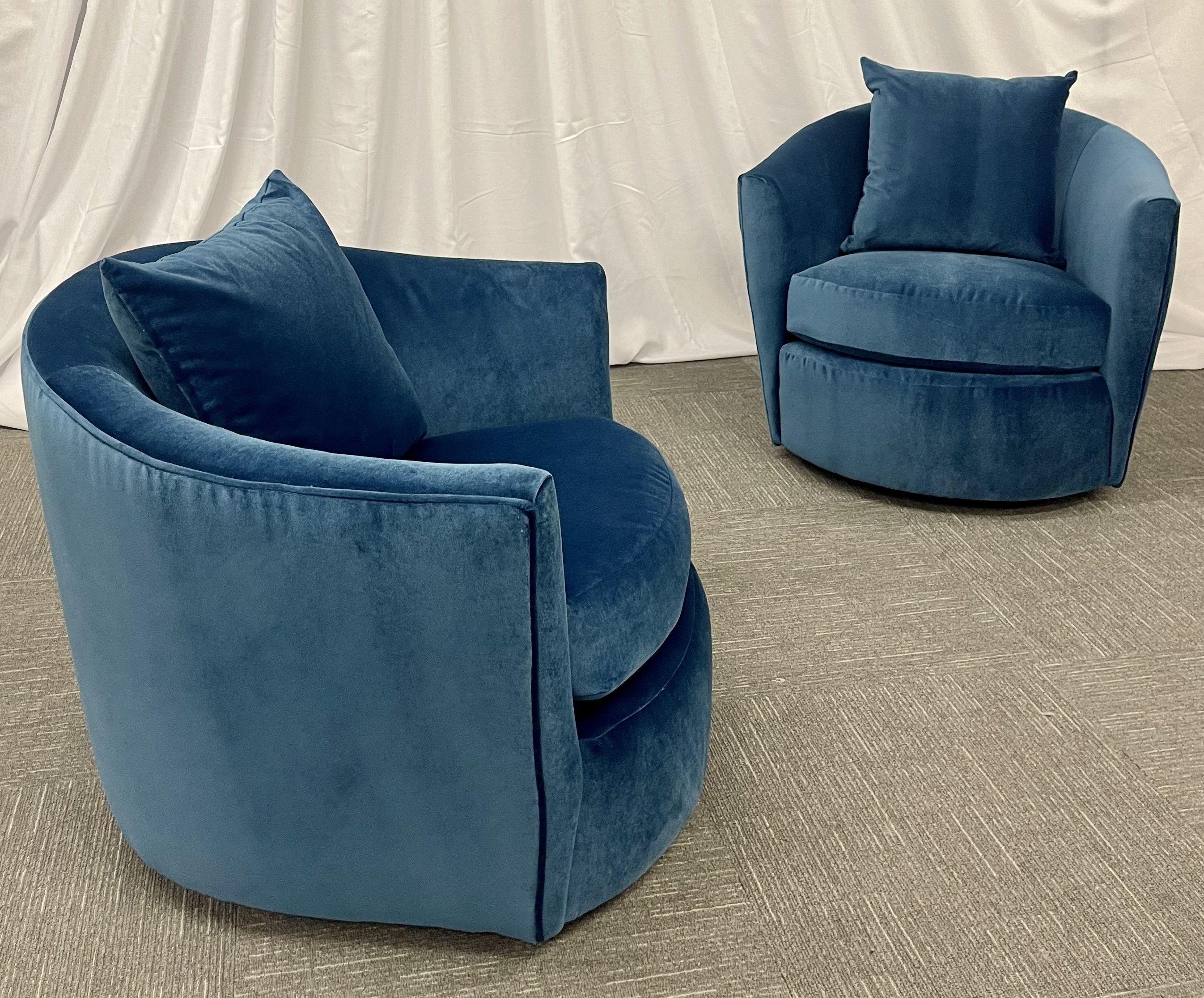 Mid-Century Modern Pair of Milo Baughman Style Swivel, Tub Chairs, Blue Velvet, American, 1980s