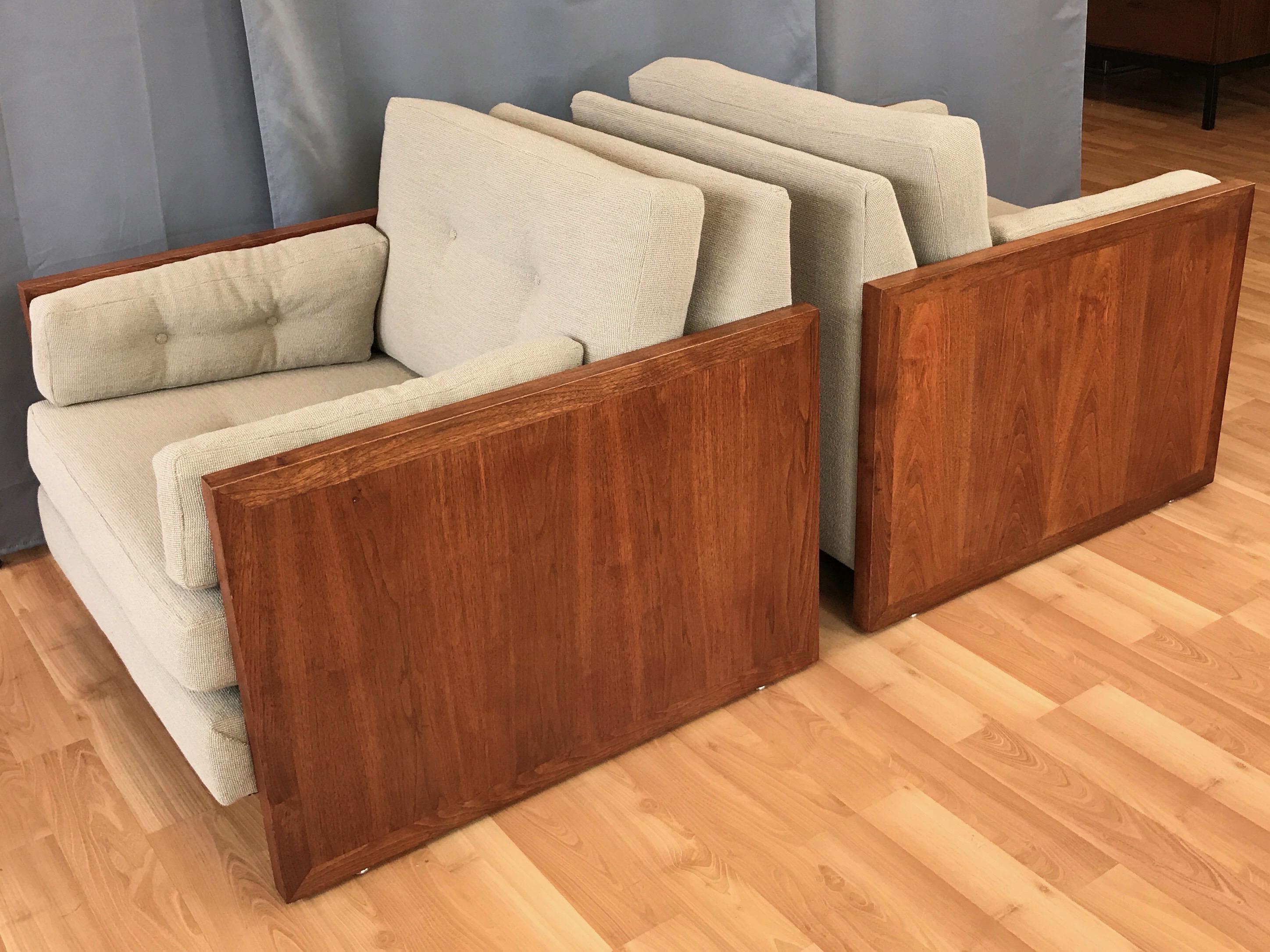 Pair of Milo Baughman-Style Walnut Cube Lounge Chairs 3