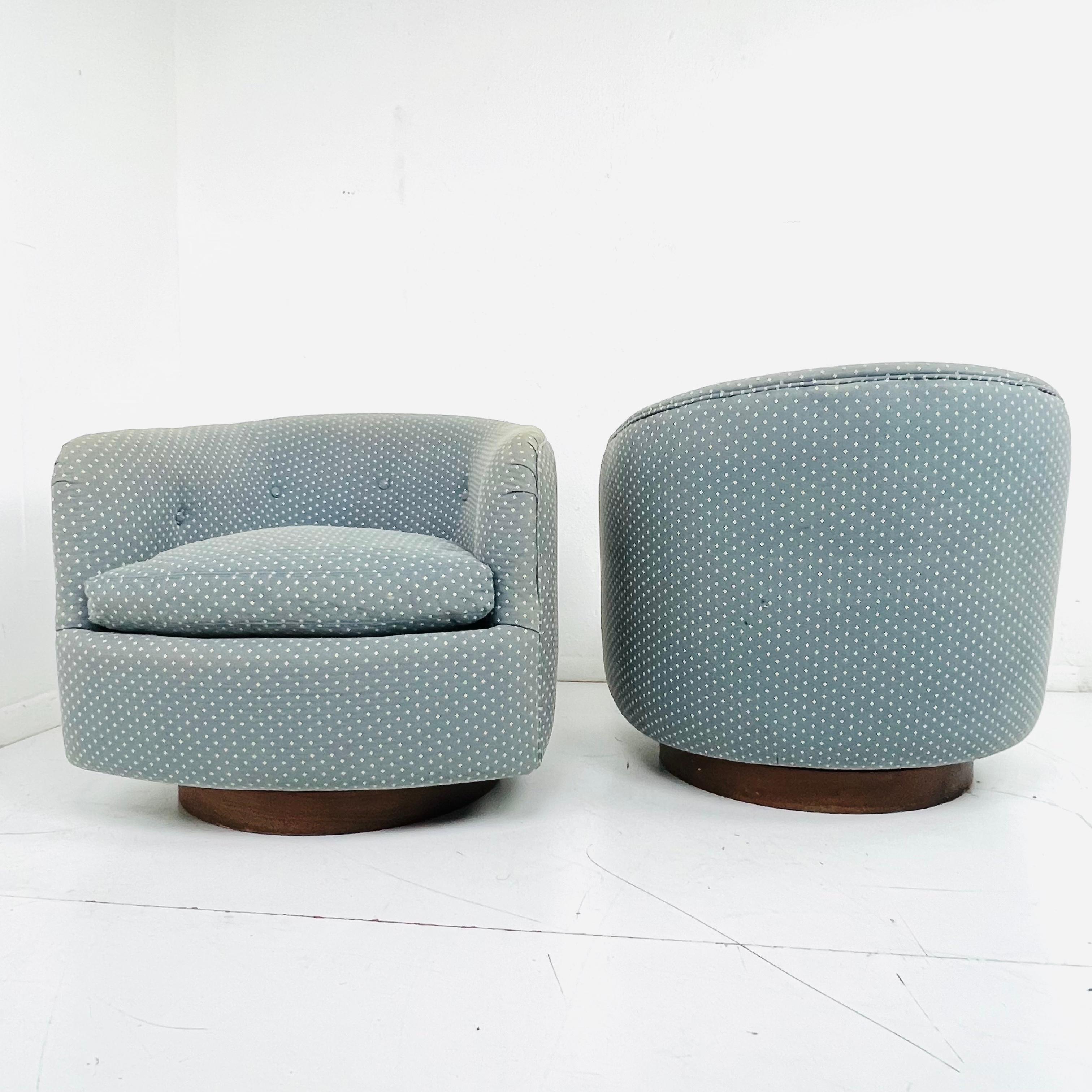 Mid-Century Modern Pair of Milo Baughman Swivel / Tilt Chairs on Walnut Plinth Bases
