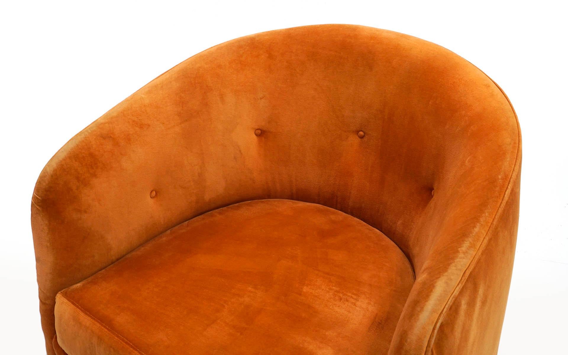 Mid-Century Modern Pair of Milo Baughman Tilt Swivel Club / Lounge Chairs in Original Orange Velvet