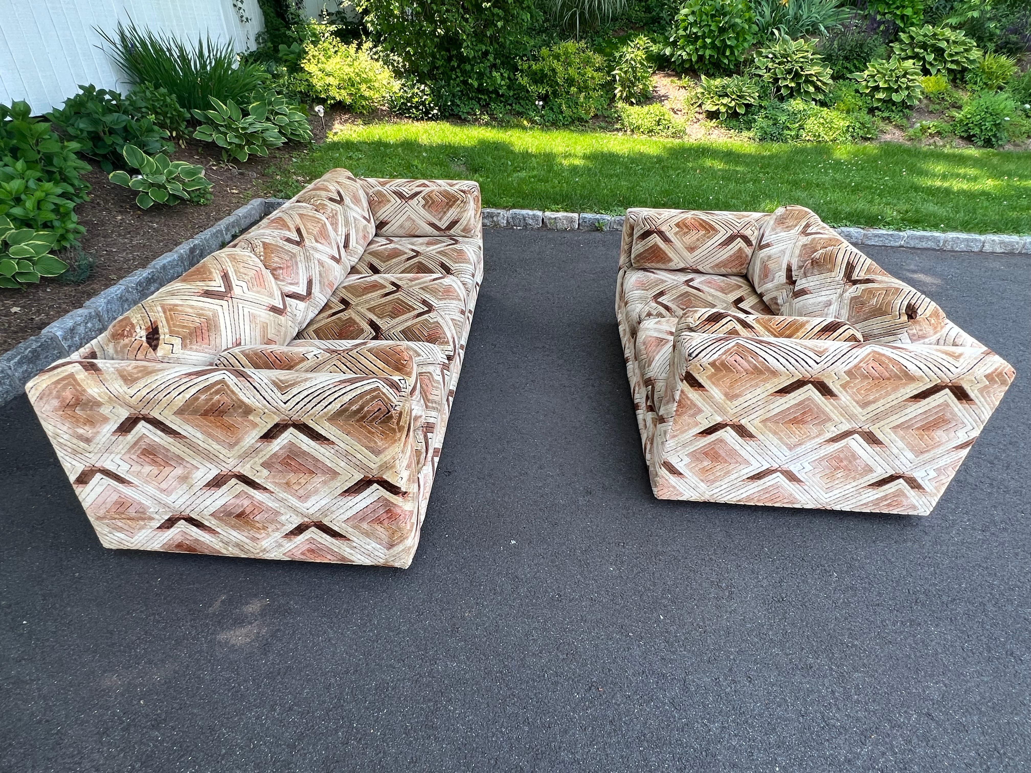 Mid-Century Modern Pair of Milo Baughman Tuxedo Sofas in Chevron Pattern For Sale