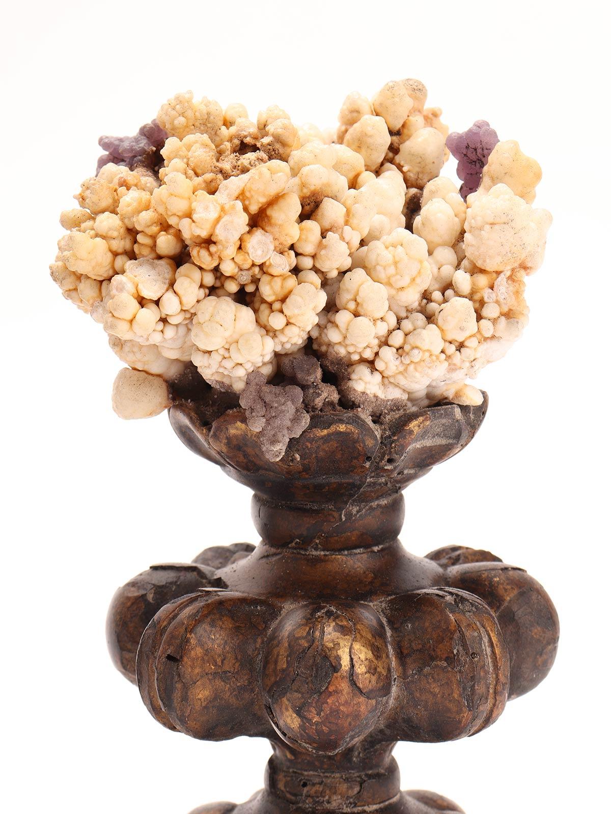 Italian Pair of Mineral Specimen: Calcite Flowers and Pyromorphite Crystals, Italy 1880 For Sale