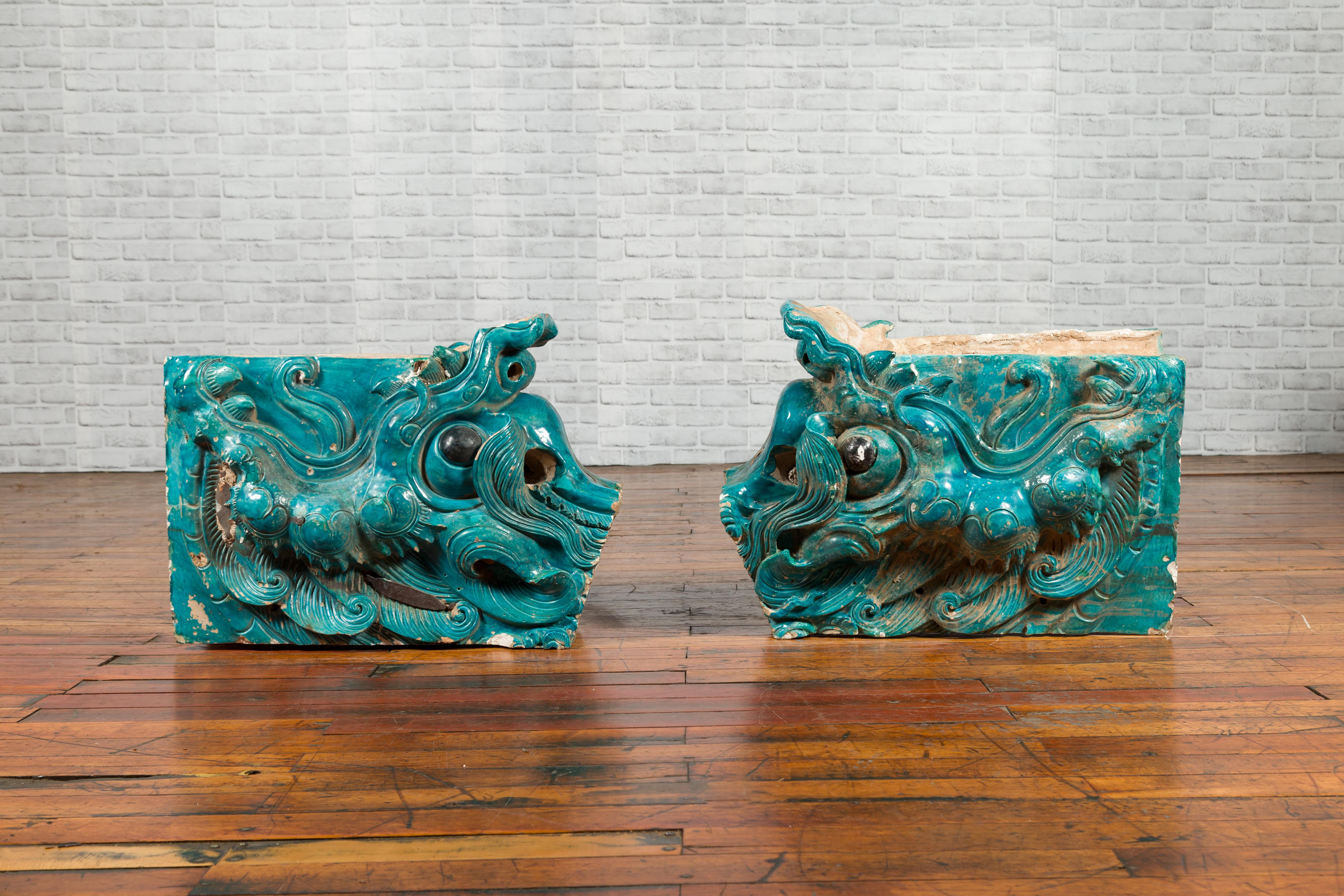 Pair of Ming Turquoise Glazed Temple Dragons from the 15th or 16th Century In Good Condition In Yonkers, NY
