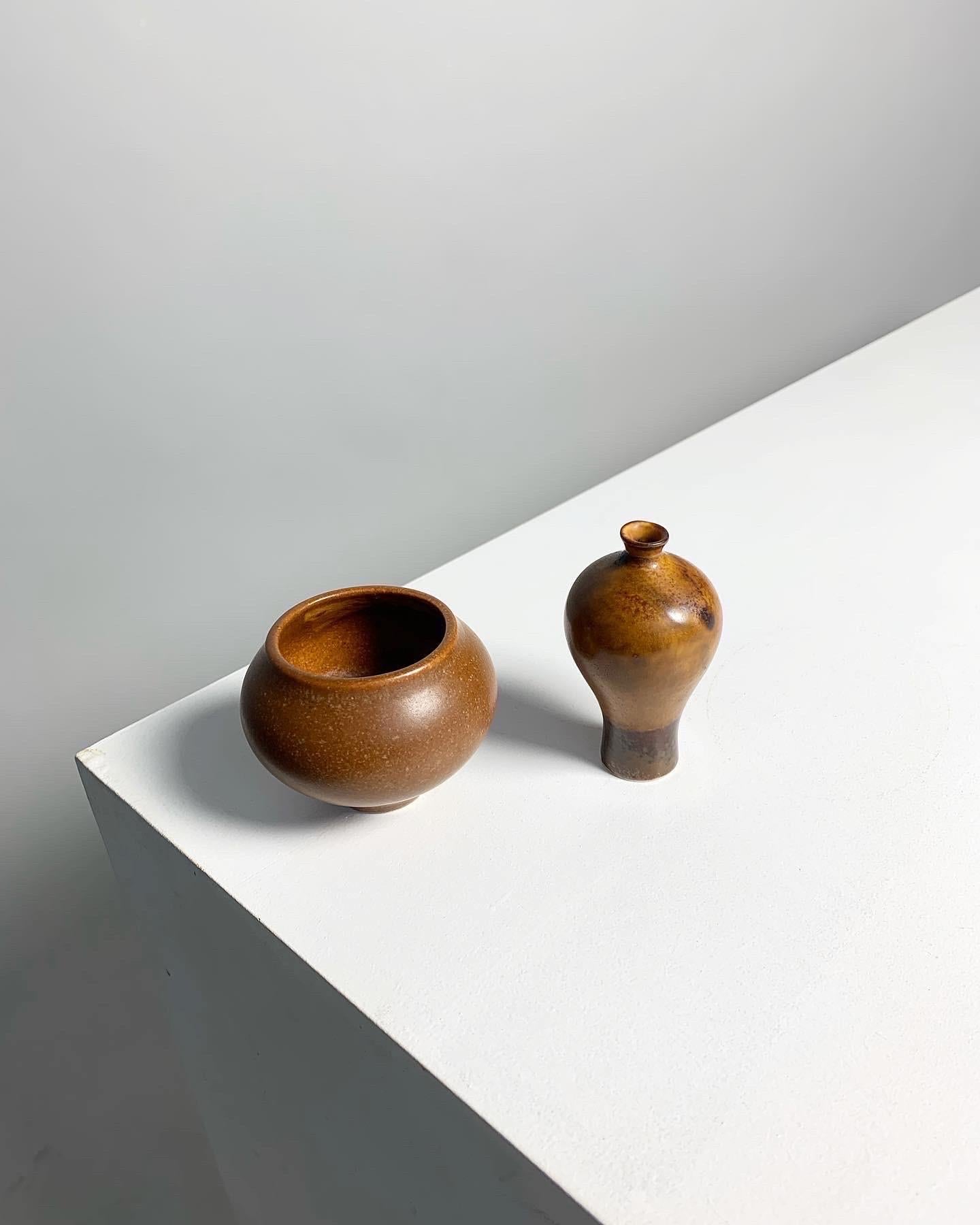 Mid-Century Modern Pair of Miniature Vases Annikki Hovisaari for Arabia Finland 1960s Stoneware