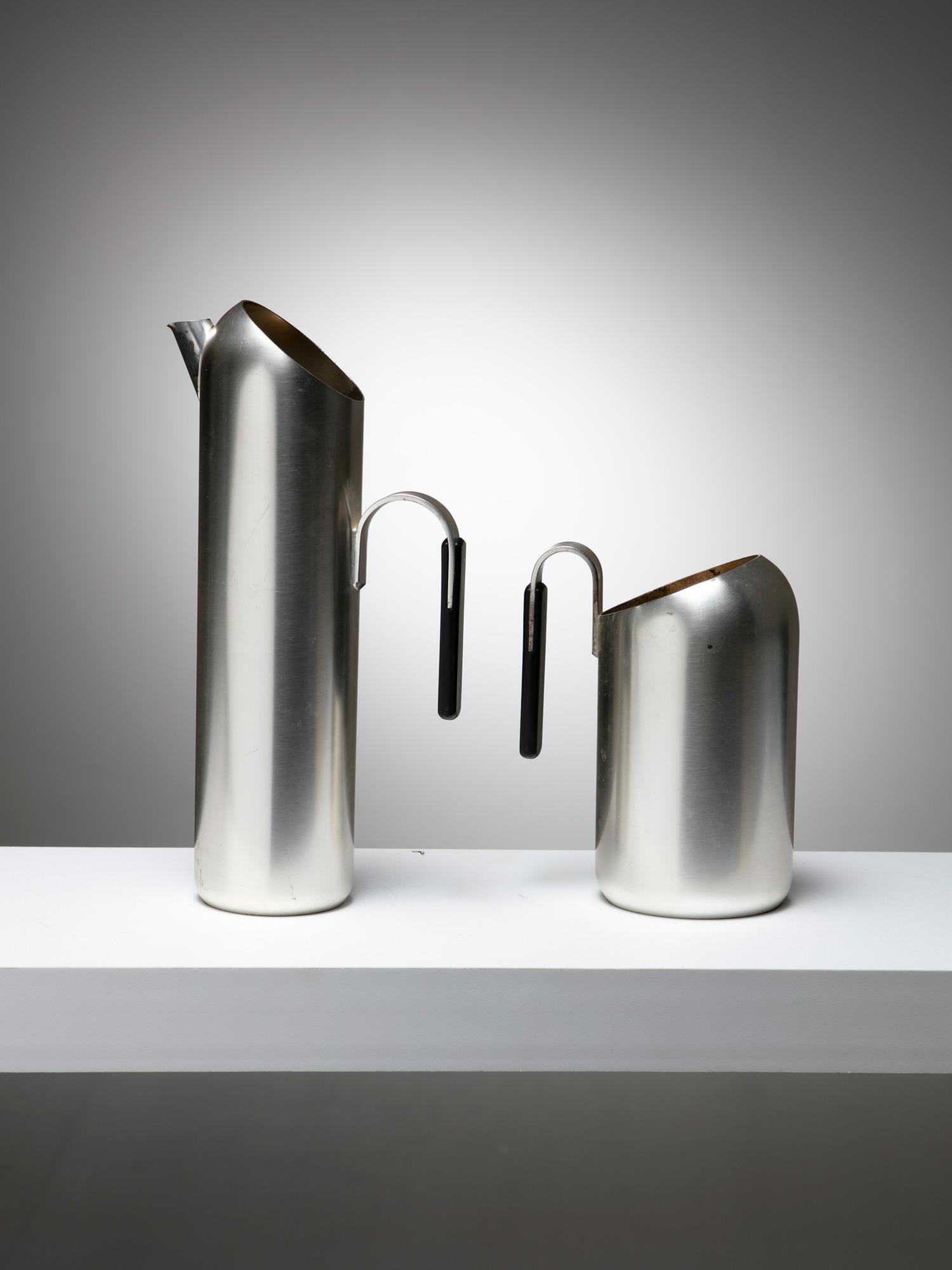Italian Set of Two Minimal Silver Plate Pitchers, Italy, 1960s For Sale