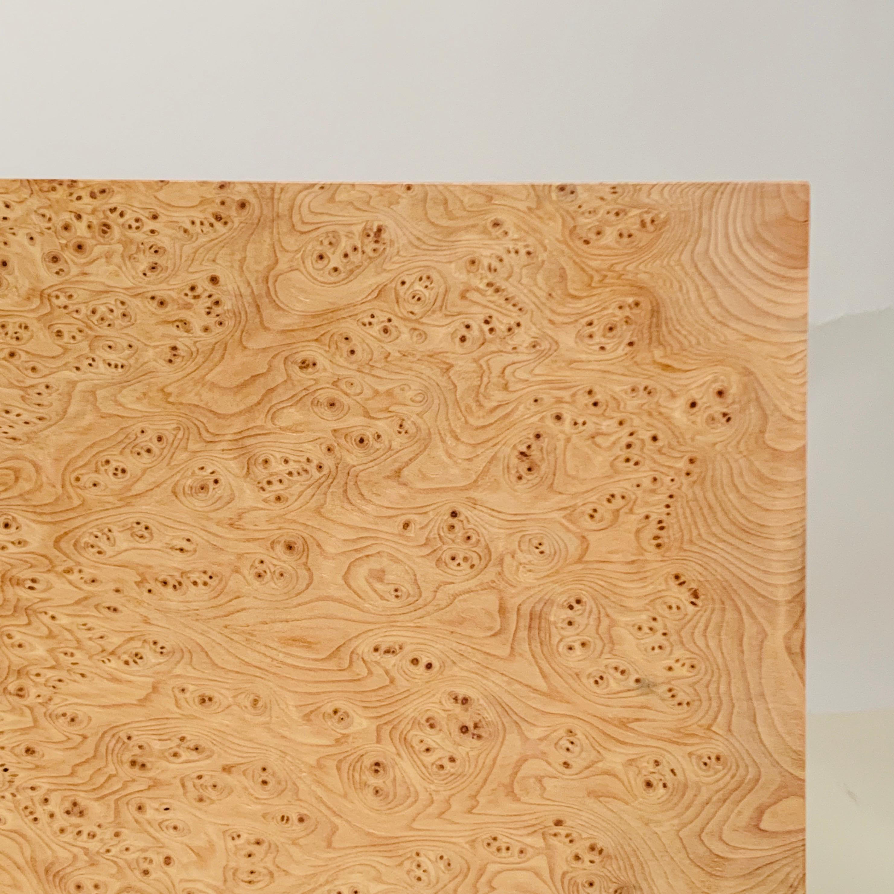 Minimalistischer 'Amboine'-Nachttisch aus Wurzelholz von Design Frres, Paar im Angebot 2