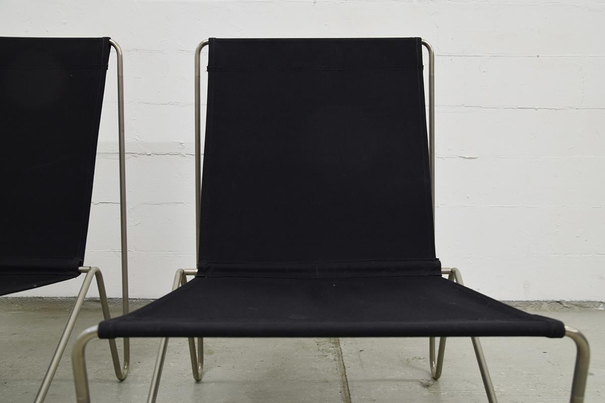 Pair of Minimalist Black Bachelor Chairs by Verner Panton for Fritz Hansen 1960s 4