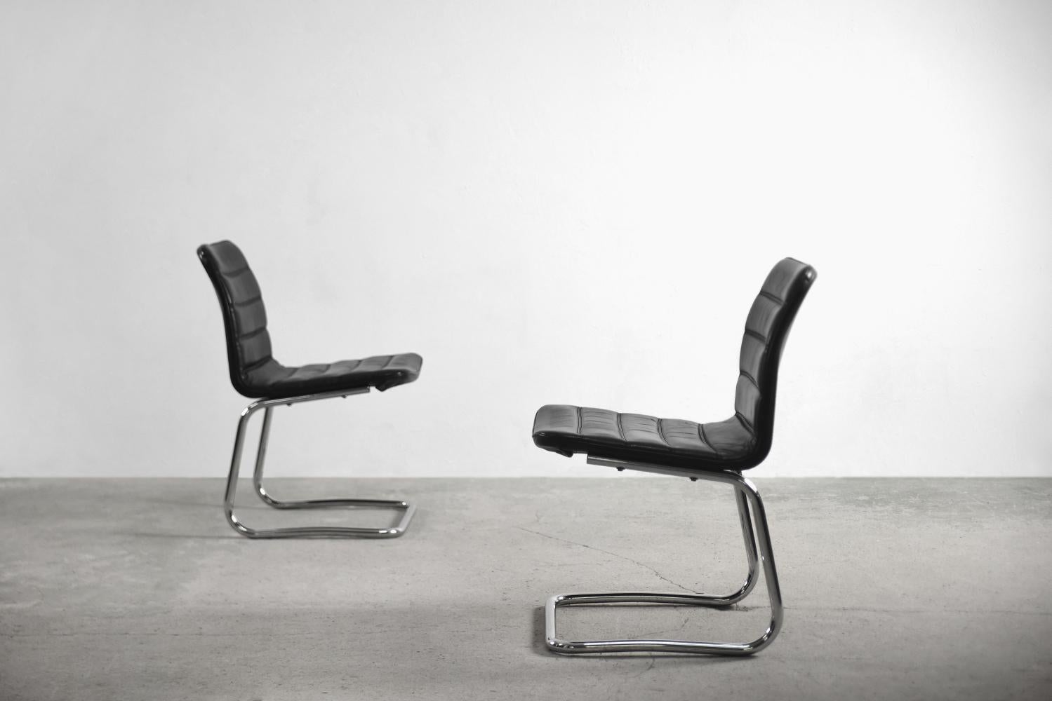 Pair of Minimalist Chrome & Black Leather Club Chairs from Pol International For Sale 2