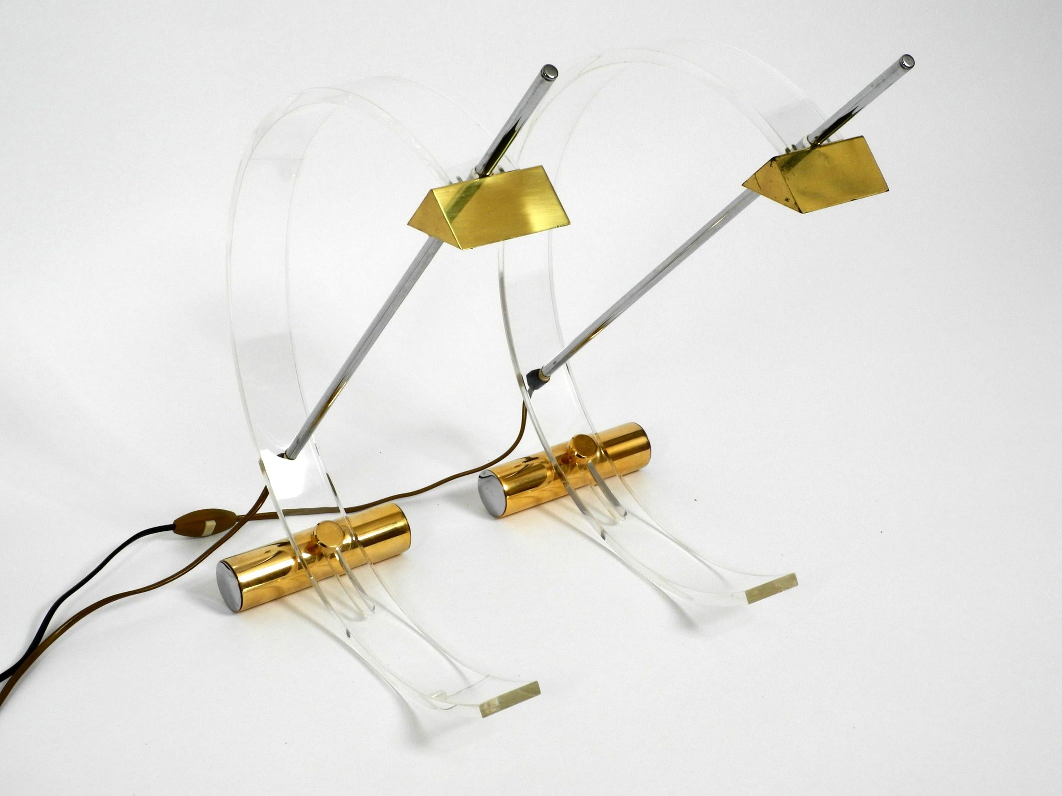 Pair of Minimalist Design Postmodern Plexiglass Halogen Table Lamps from France 6