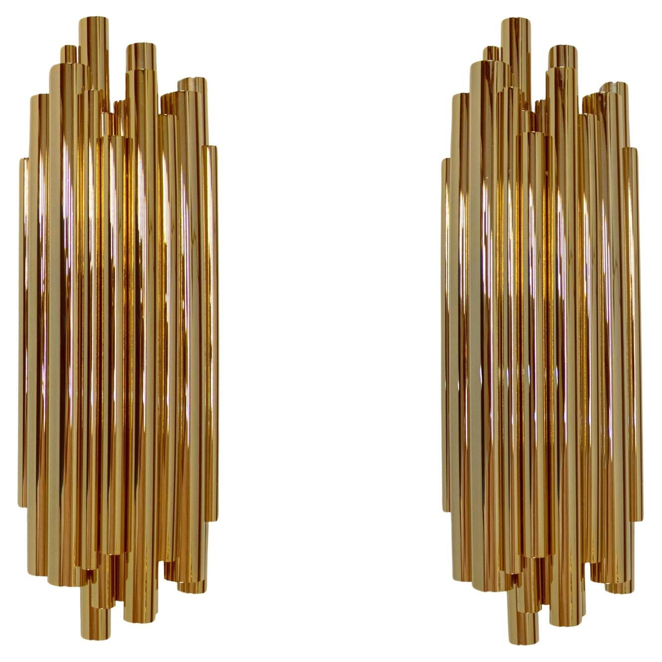 Late 20th Century Pair of Minimalist Gold-Plated Brass Wall Lights, Italy, 1980s