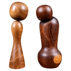 Pareja de Kokeshi minimalistas, fabricadas en Japón, años 1960-70