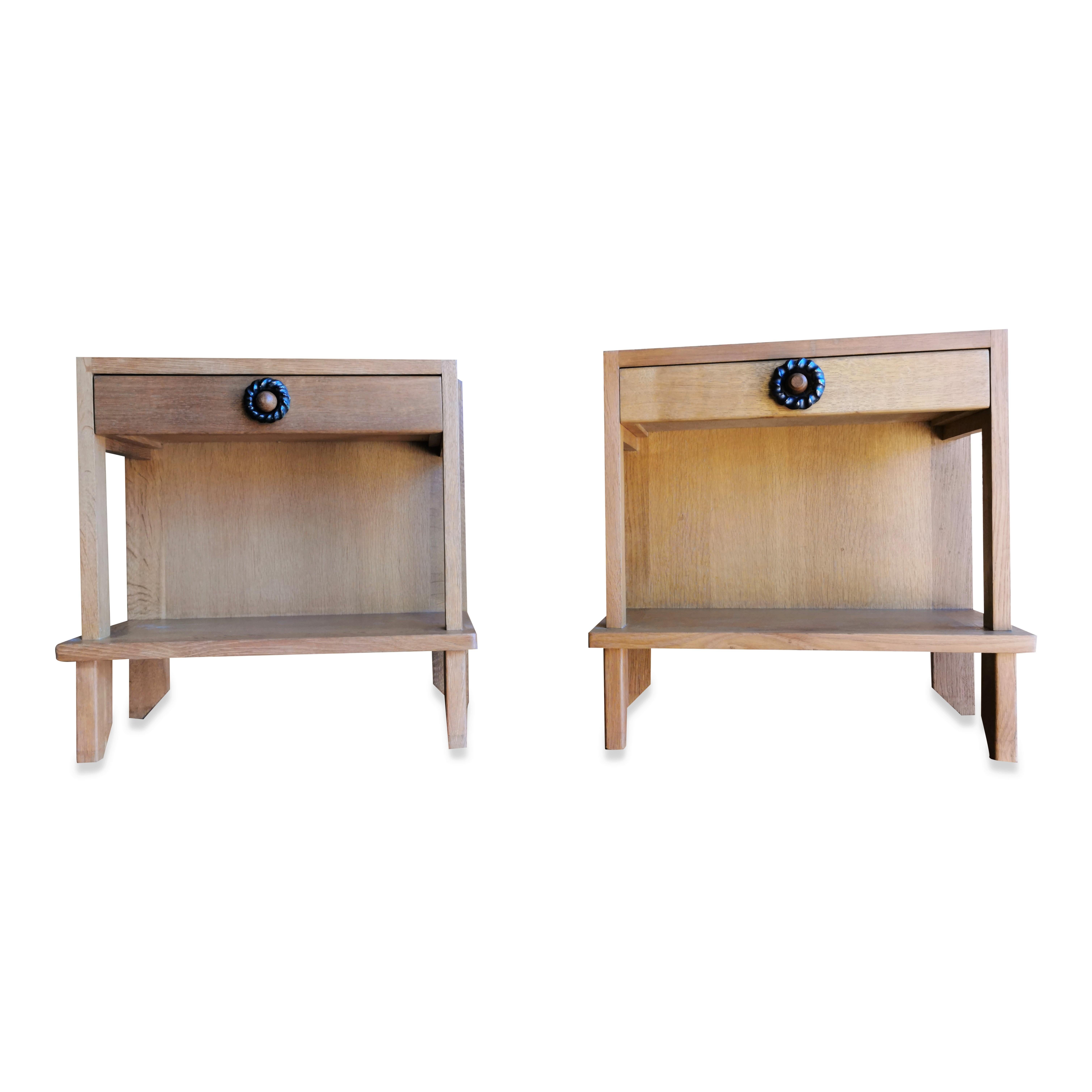 French Pair of Minimalist Nightstands by Guillerme & Chambron, France, 1970s