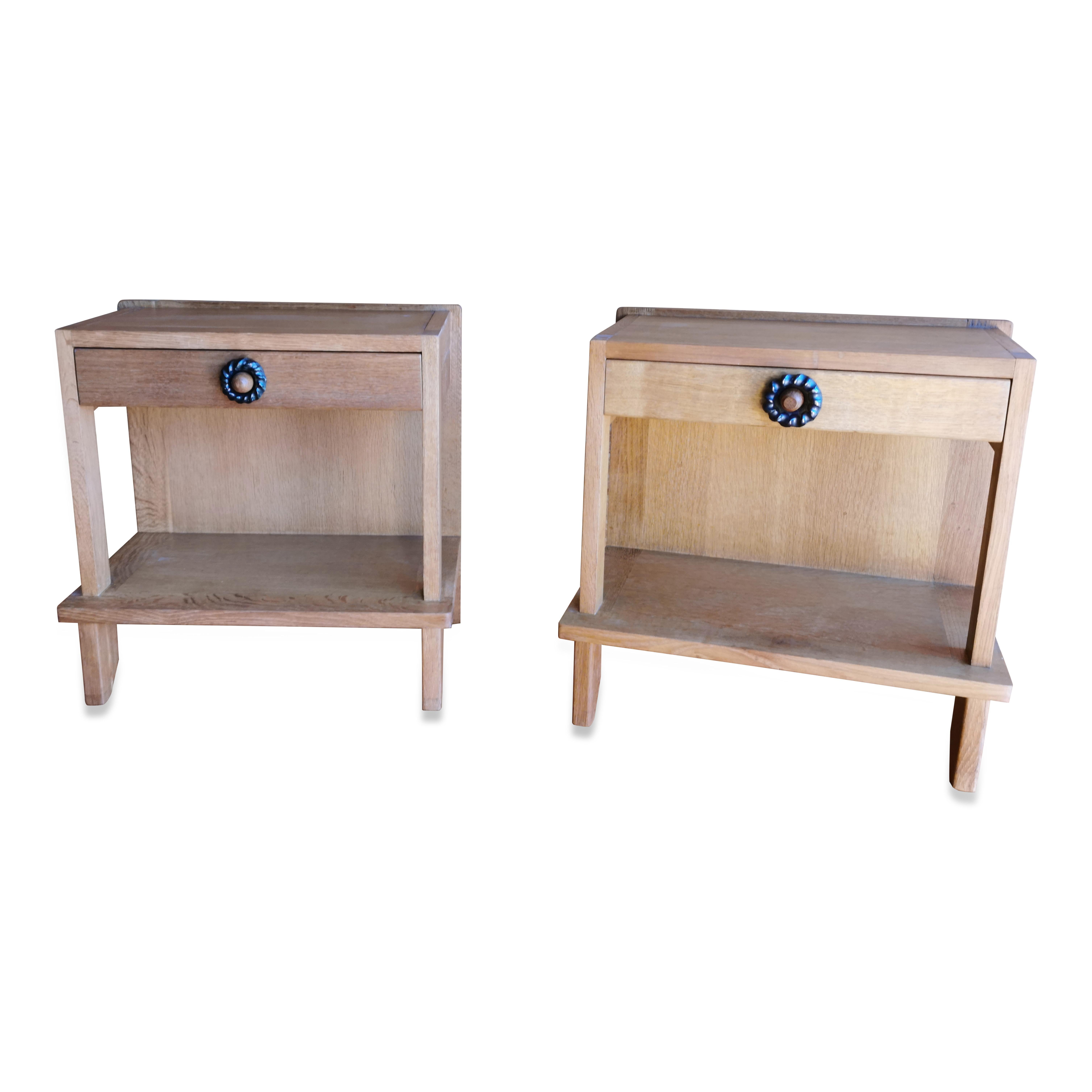 Late 20th Century Pair of Minimalist Nightstands by Guillerme & Chambron, France, 1970s