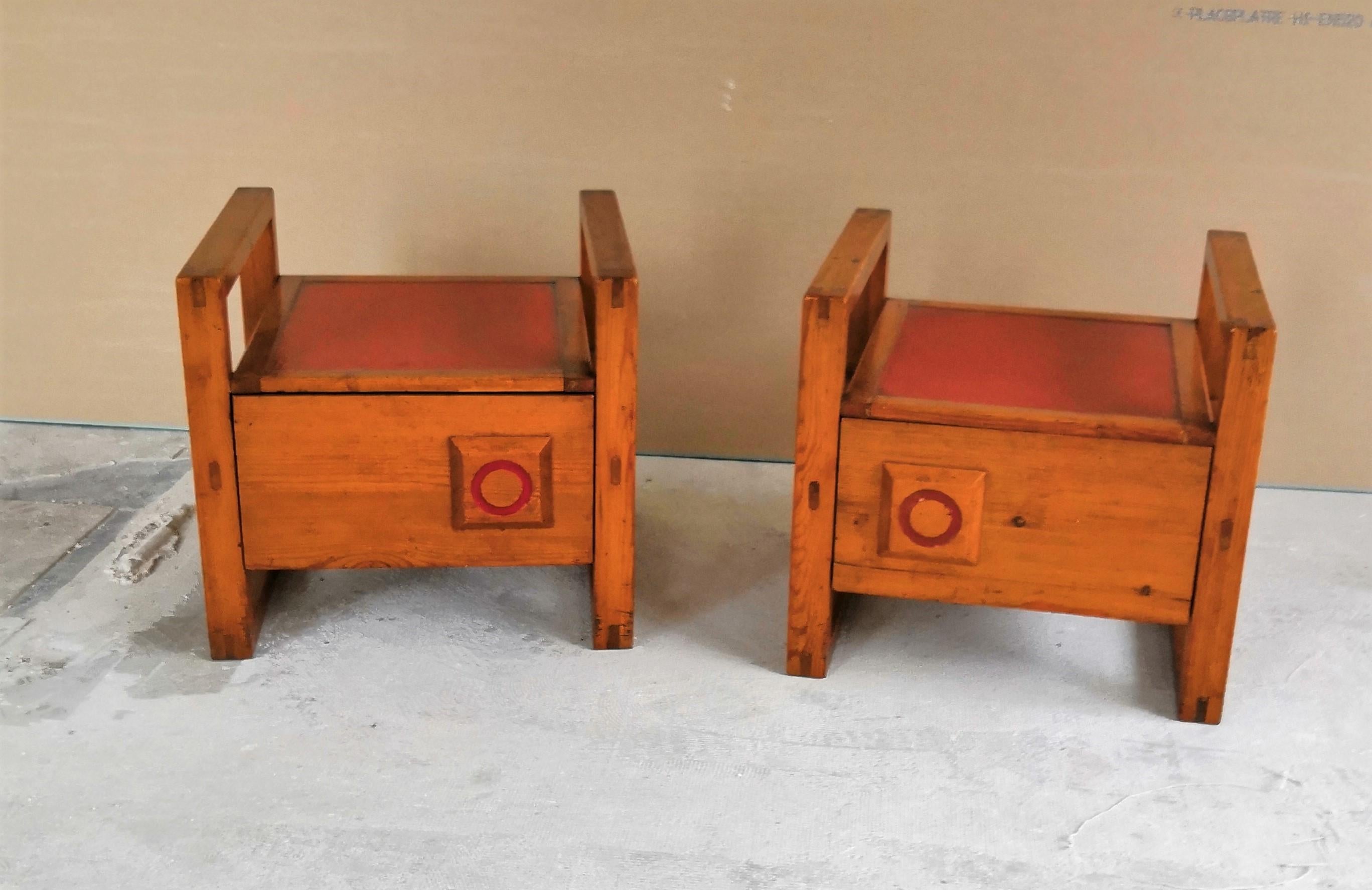 Two Minimalist Pinewood Nightstands in the Style of Charlotte Perriand, 1960s In Fair Condition In New York, NY