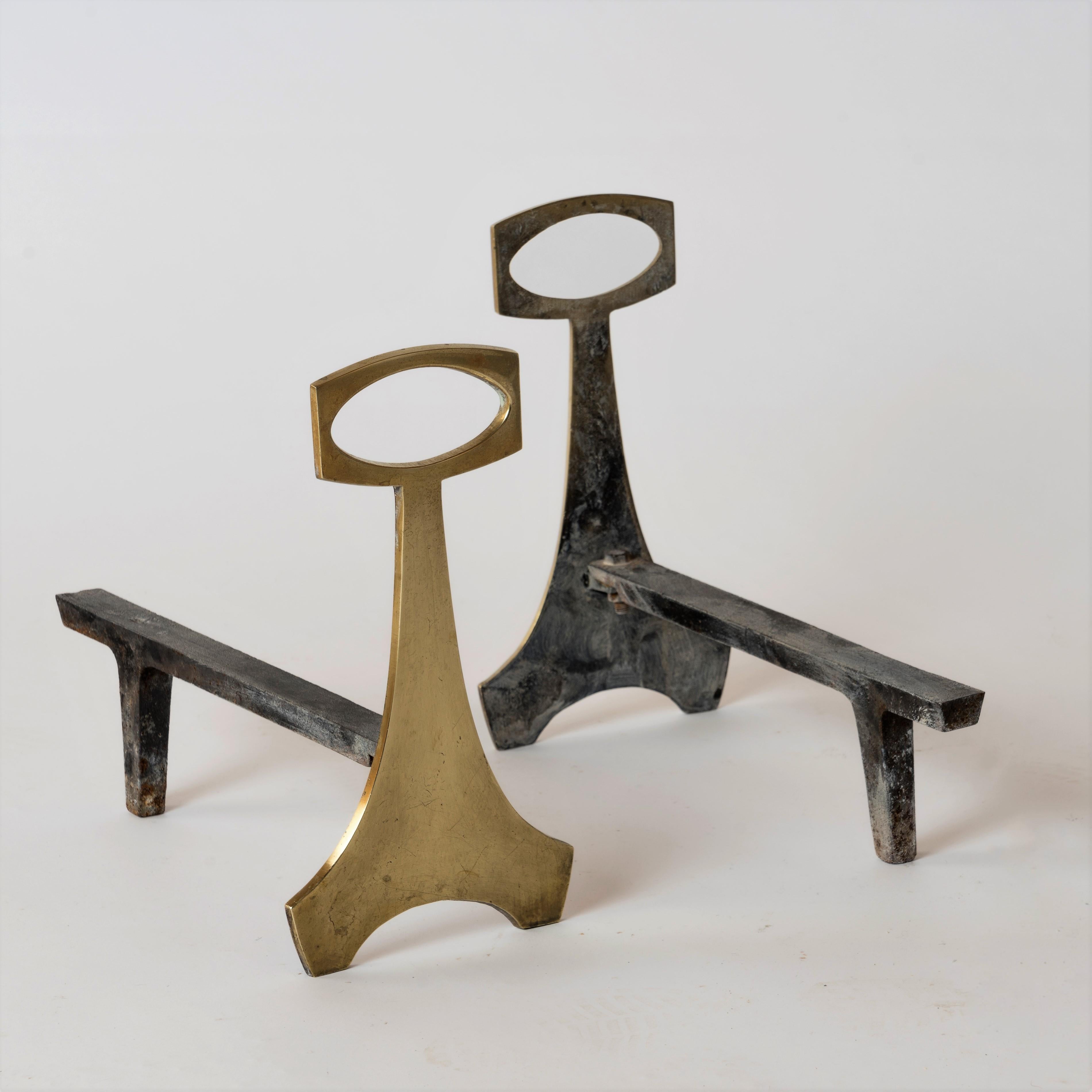 French Pair of Minimalist Patinated Bronze Andirons, France, 1970s
