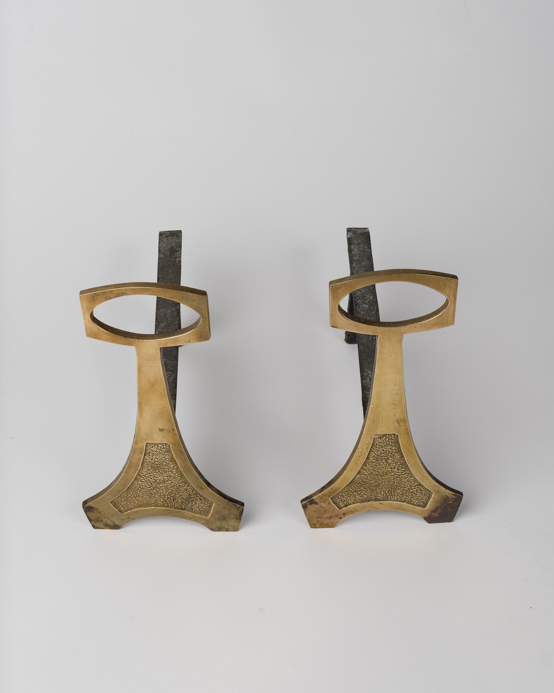 French Pair of Minimalist Patinated Bronze Andirons with Etched Motif, France, 1970s For Sale