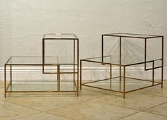 Zwei minimalistische Beistelltische aus massivem Messing und Glas im Piet Mondrian-Stil mit zwei Stufen
